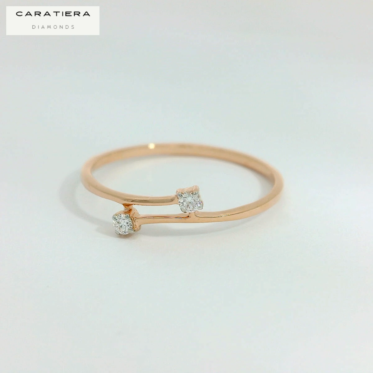 Elegant Gold Diamond Ring