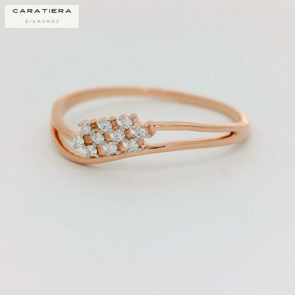 Elegant Rose Gold Diamond Ring