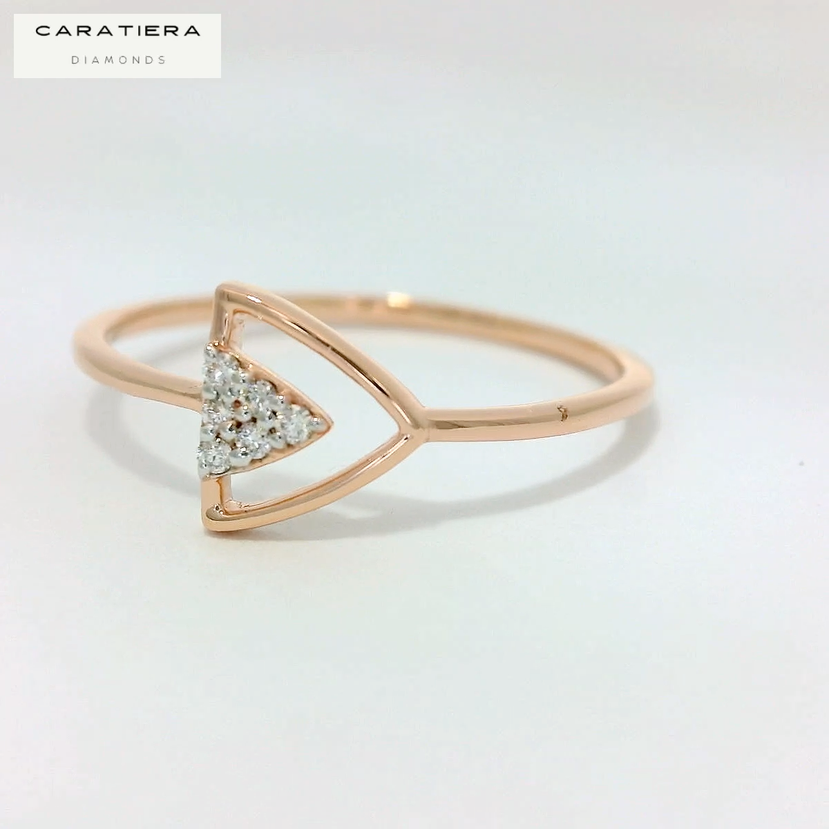 Elegant Diamond Ring