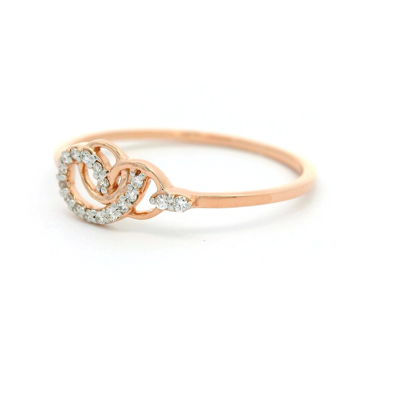 Elegant Rose Gold Ring with Diamonds