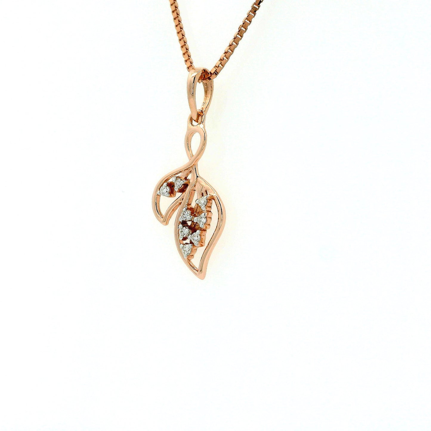 Elegant Leaf Pendant in Rose Gold