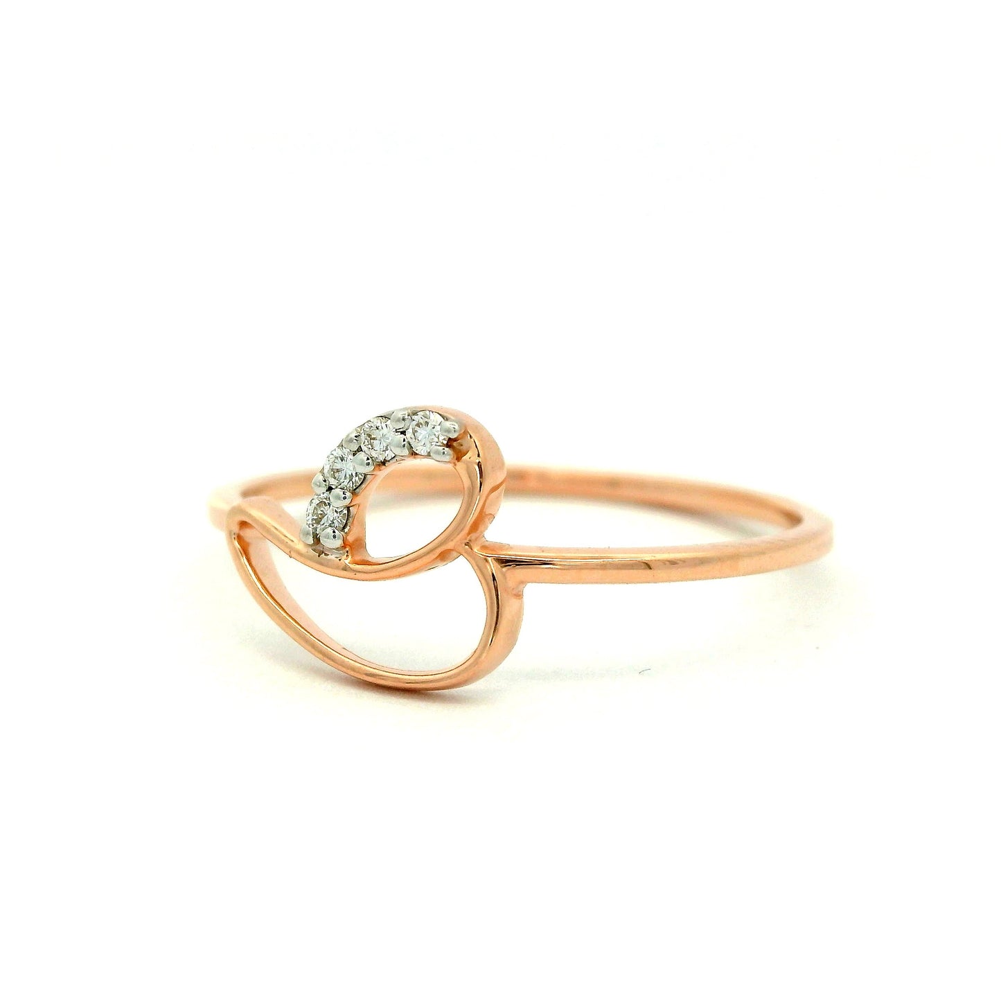 Elegant Rose Gold Ring with Diamonds