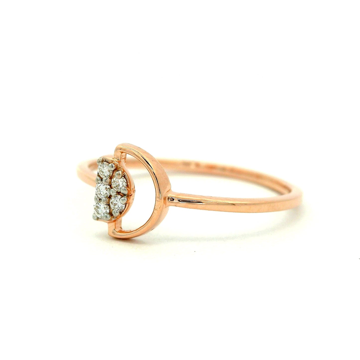 Elegant Rose Gold Diamond Ring