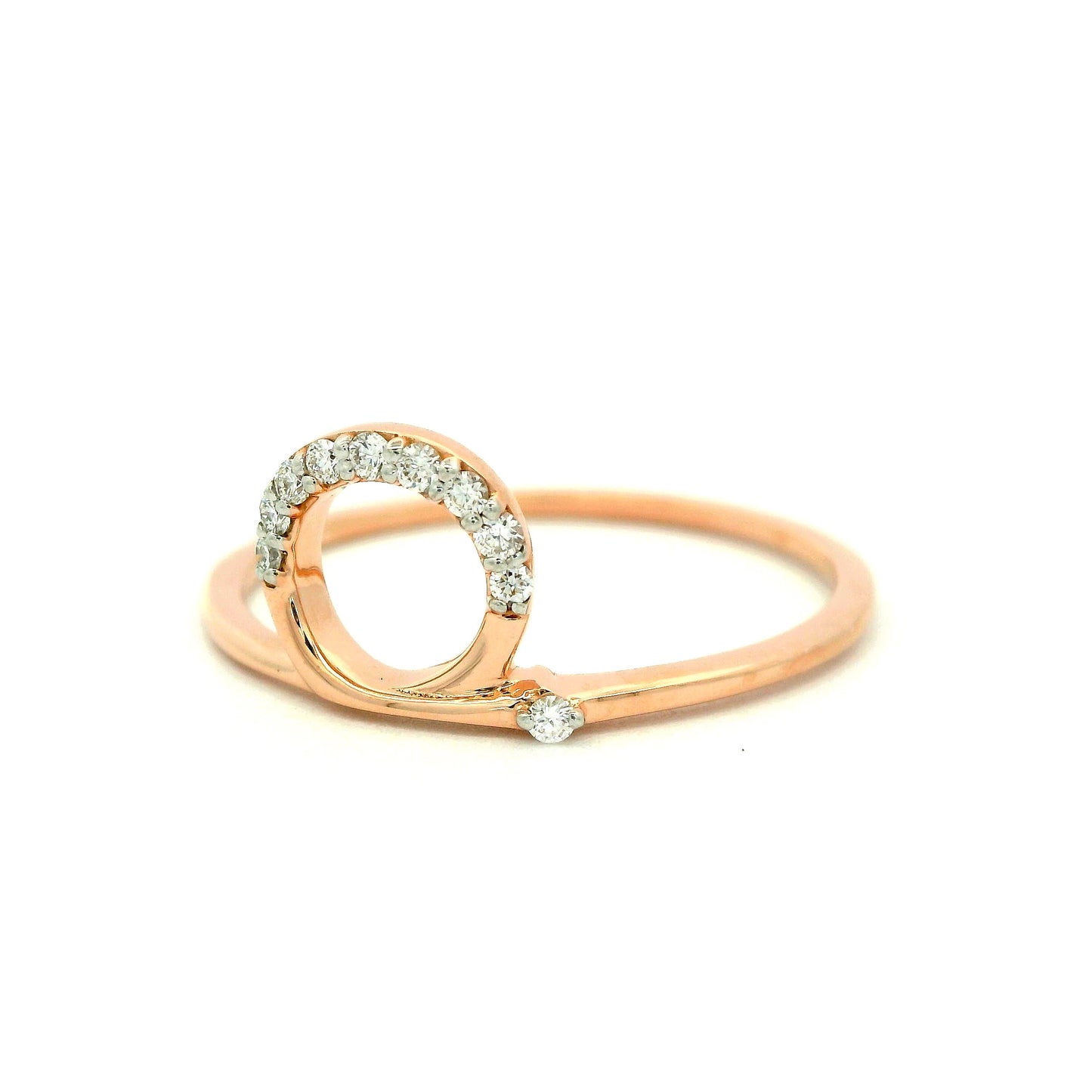 Elegant Rose Gold Diamond Ring