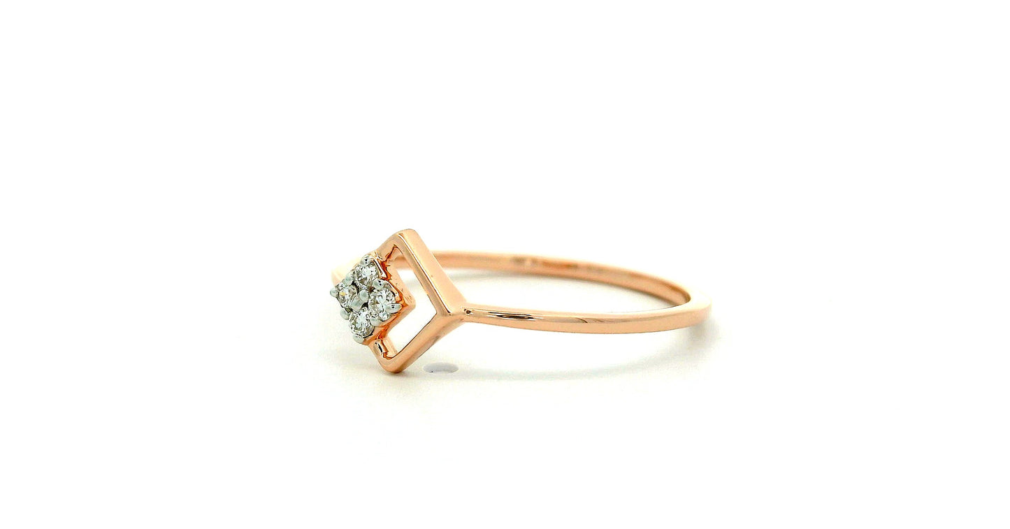 Elegant Diamond Ring