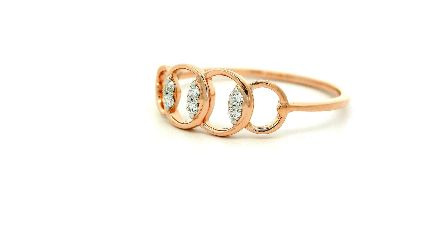 Elegant Rose Gold Diamond Ring