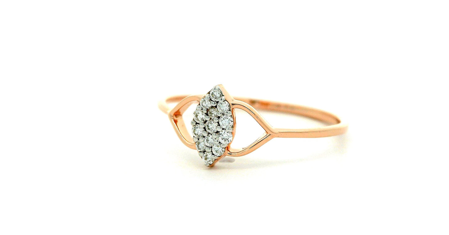 Elegant Diamond Ring