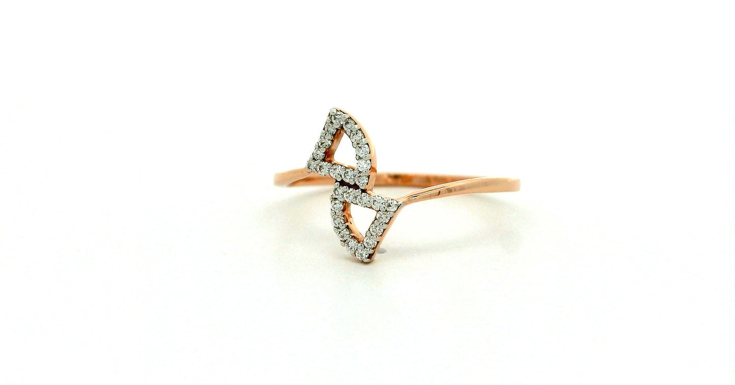 Elegant Diamond Ring