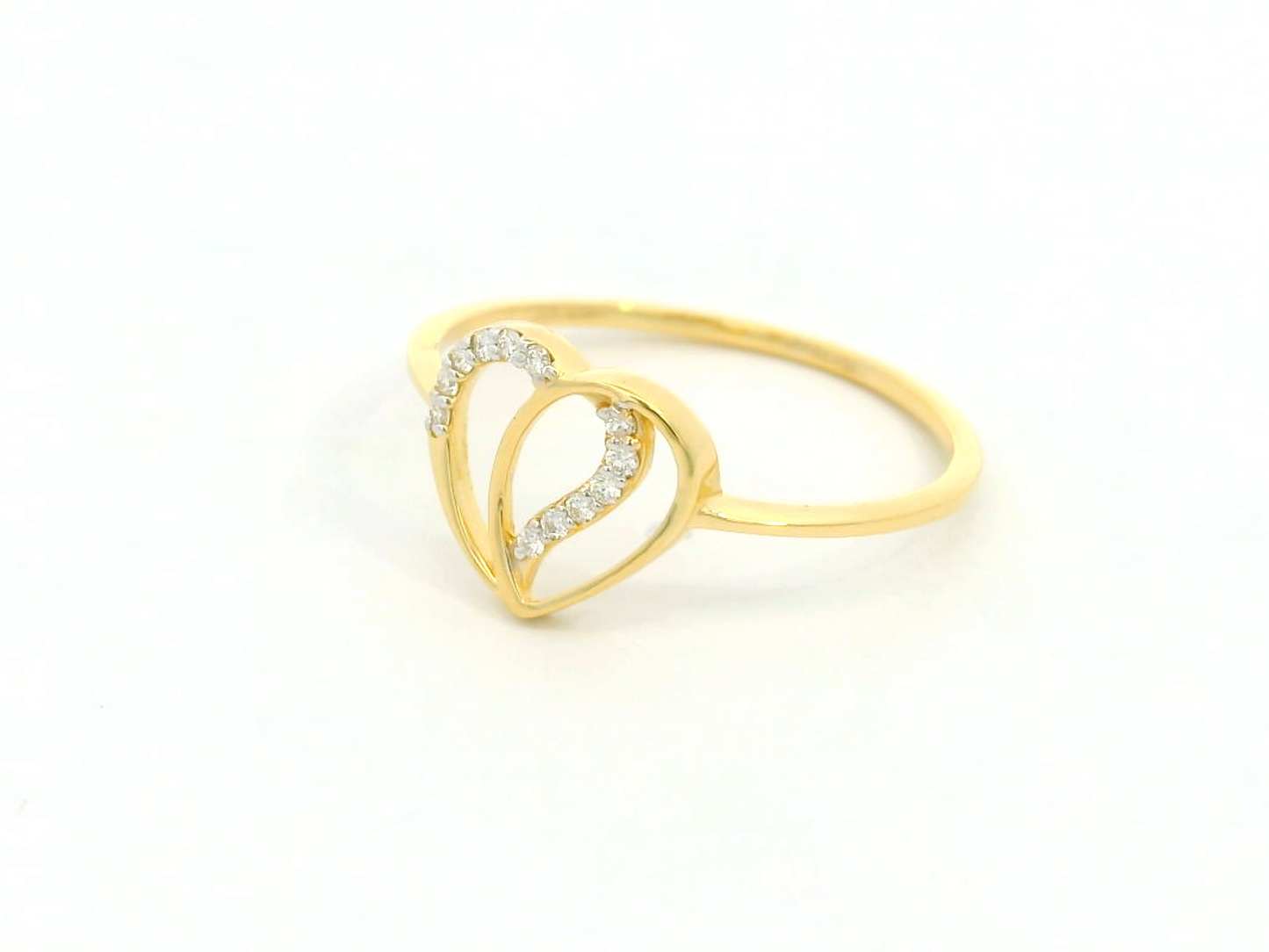 Elegant Heart-Shaped diamond ring