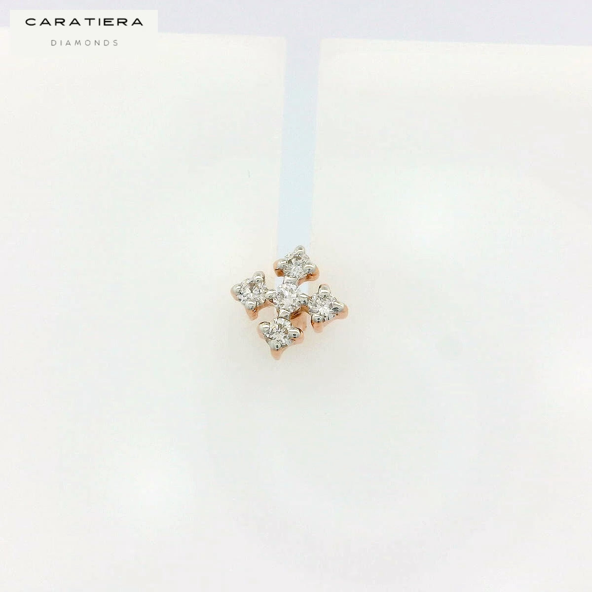 Elegant Diamond nose pin