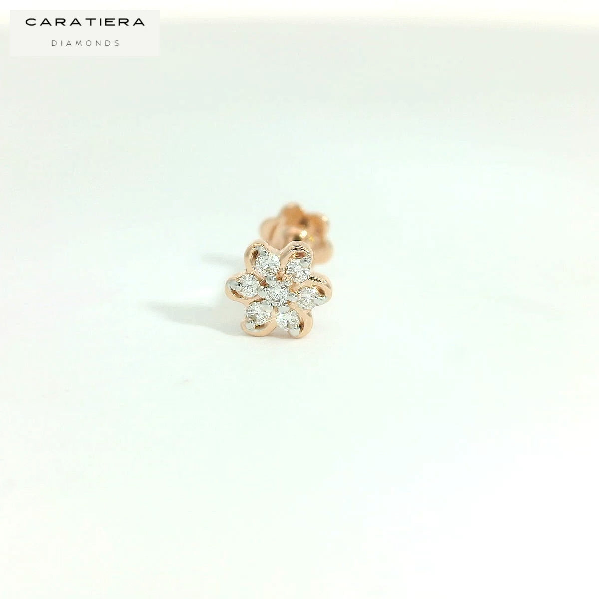 Elegant Diamond Flower nose pin