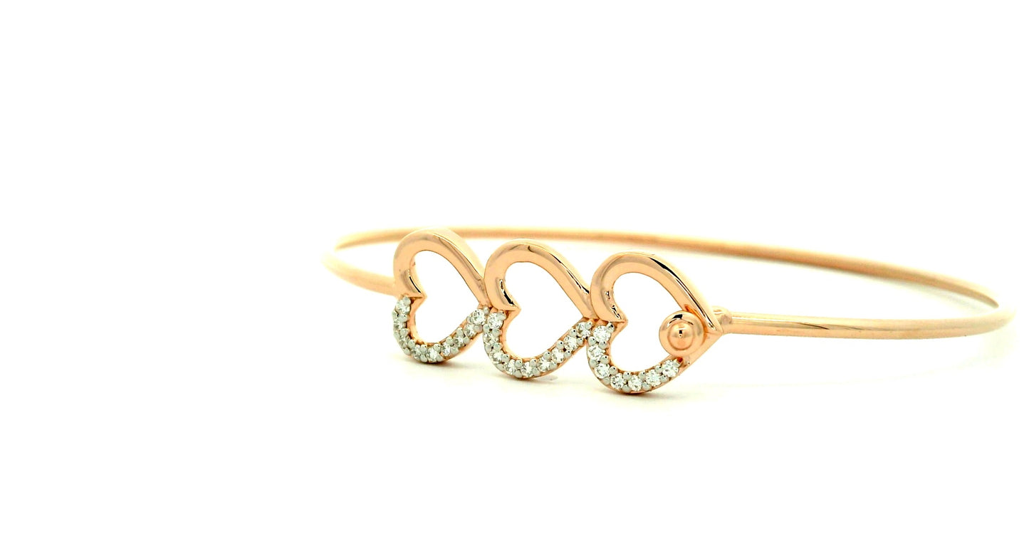 Elegant Heart-Shaped Bracelet