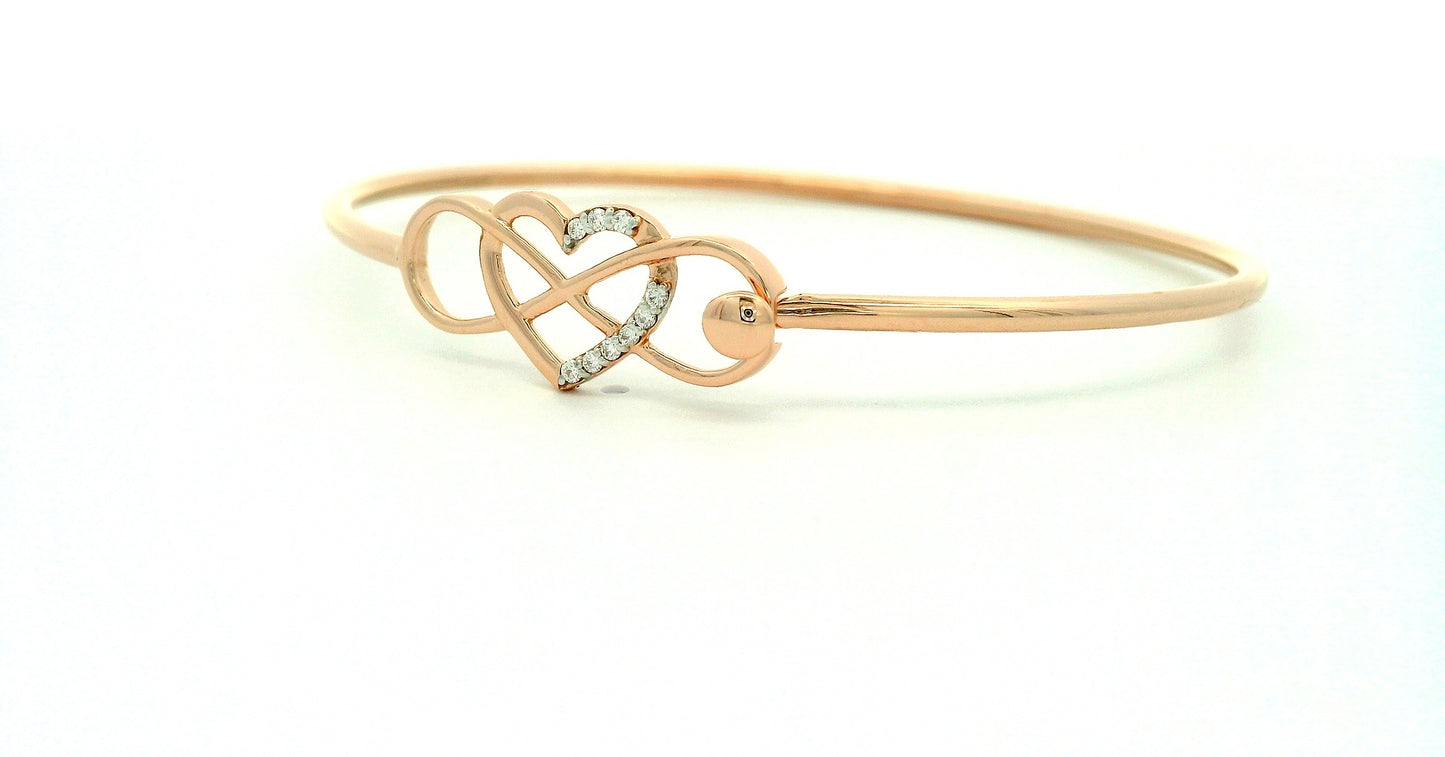 Elegant Heart-Shaped Bracelet