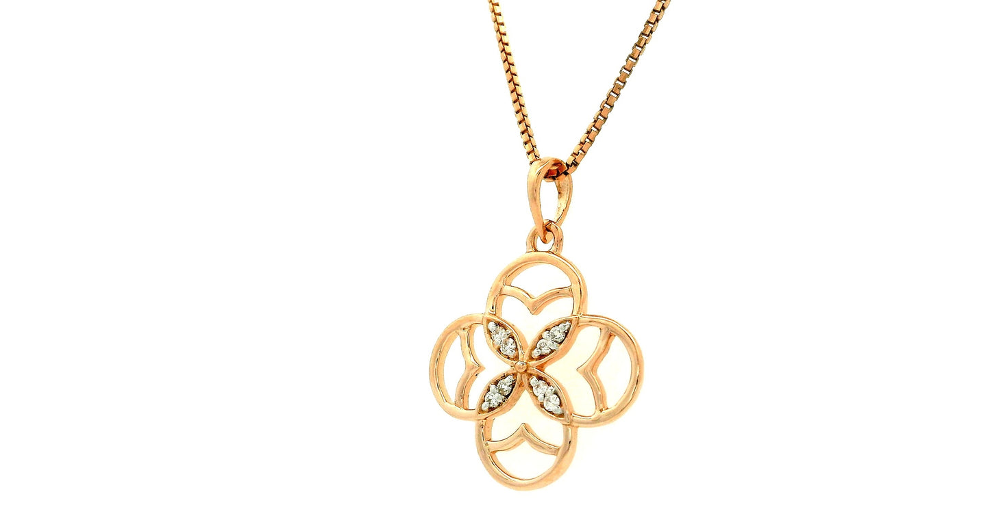 Elegant Floral Pendant Necklace