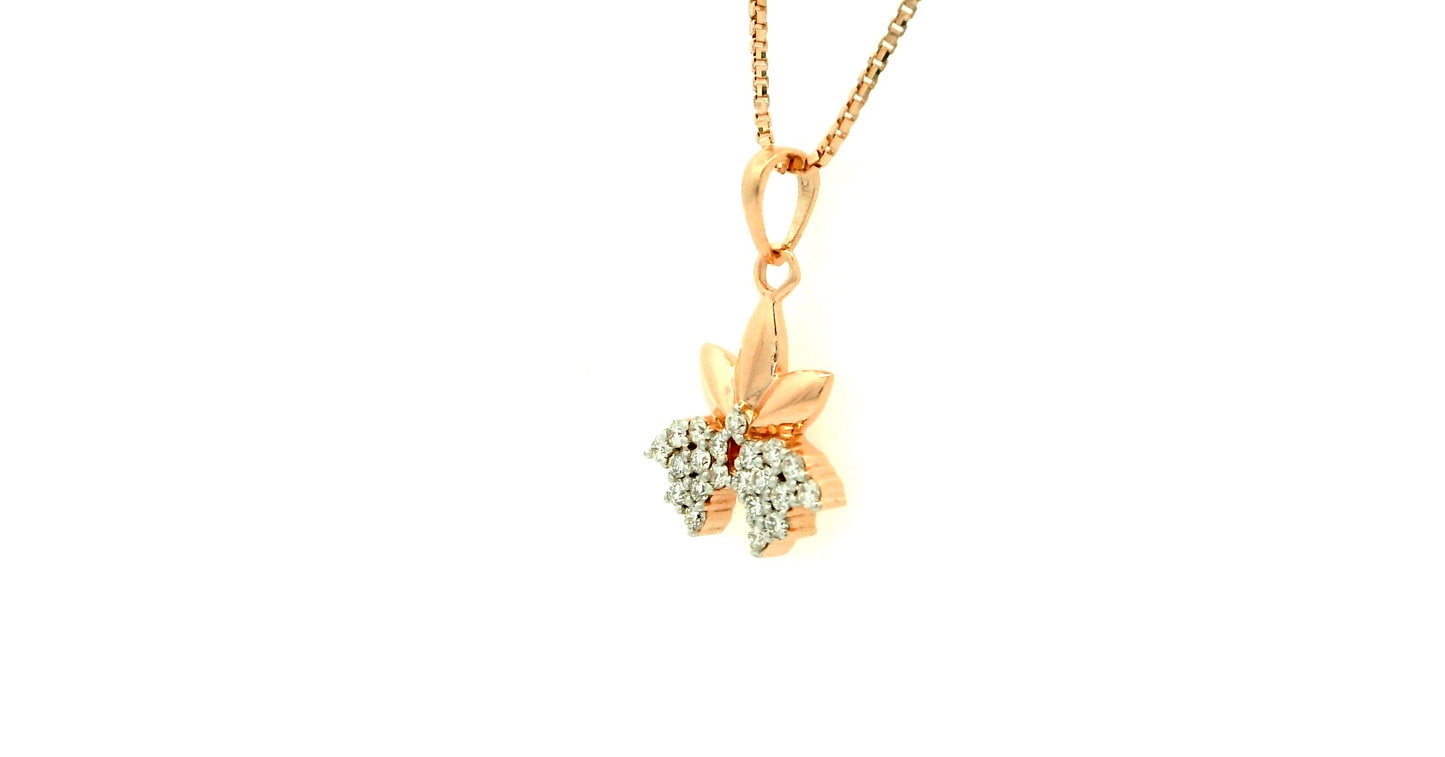 Elegant Floral Pendant Necklace