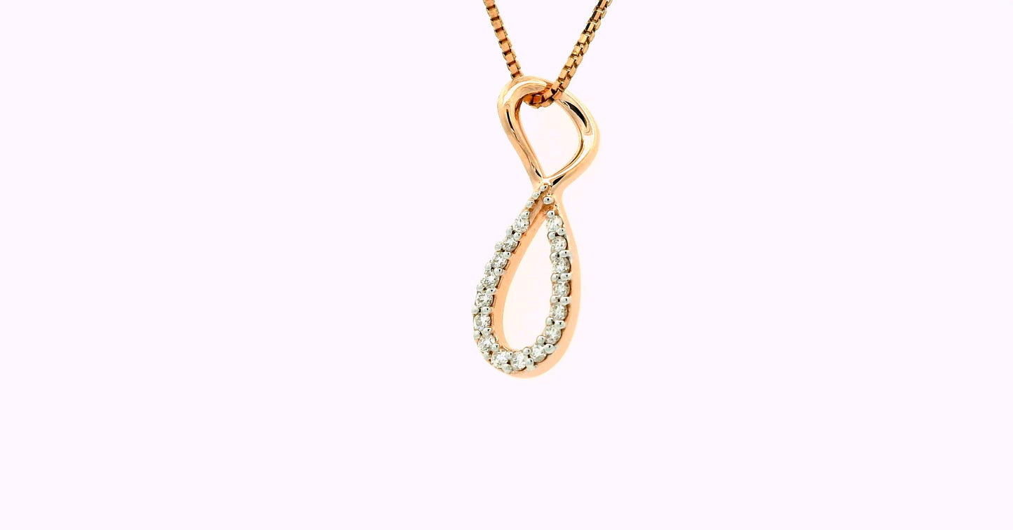 Elegant Diamond pendent