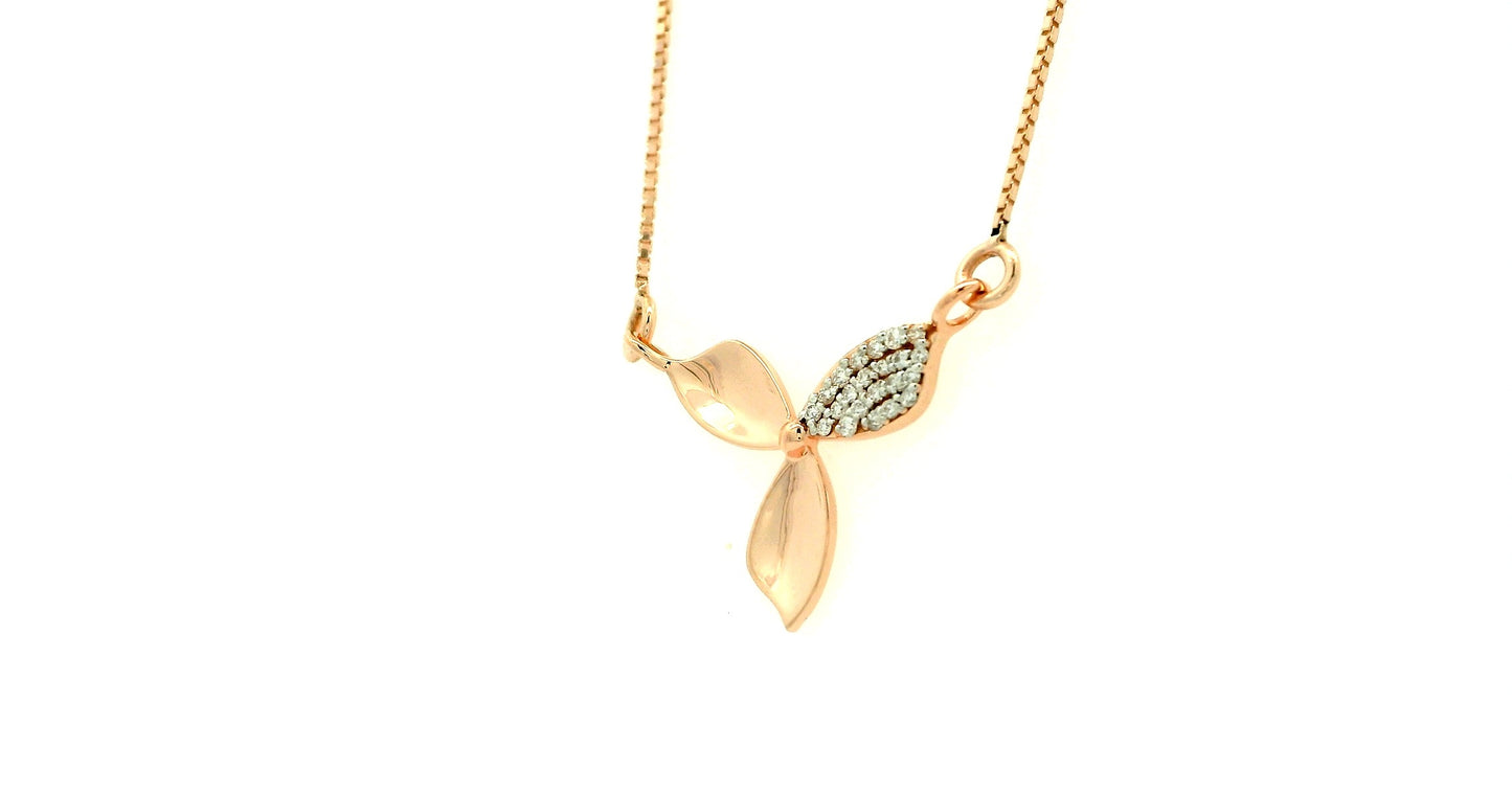 Elegant Gold Leaf Pendant Necklace