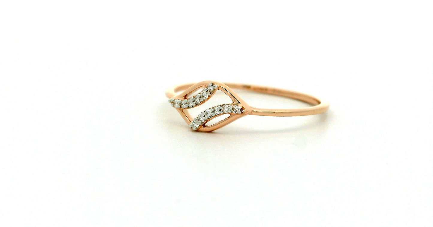 Elegant Diamond-Studded Ring