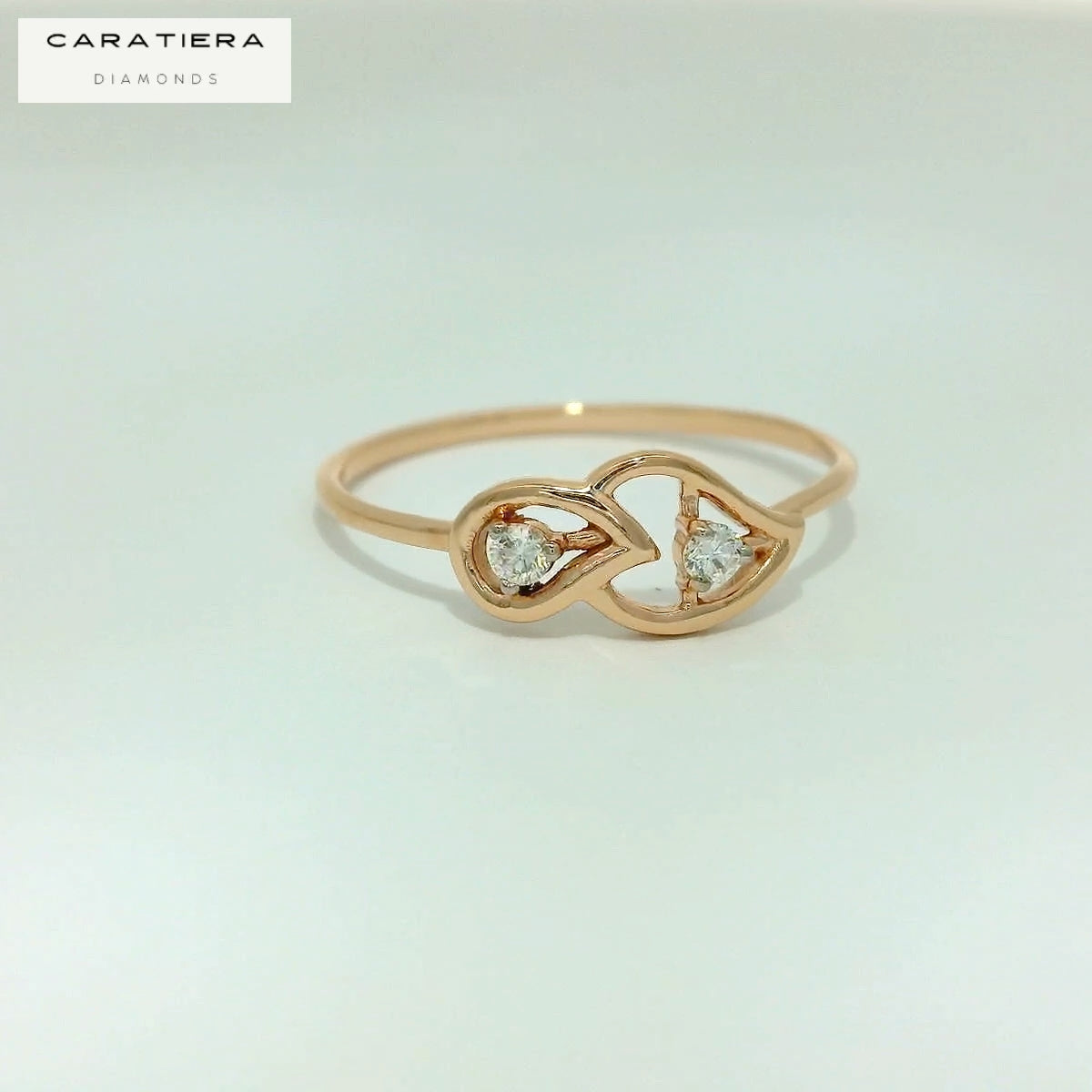 Elegant Gold Diamond Ring