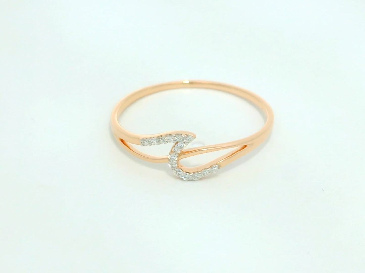 Elegant Rose Gold Ring
