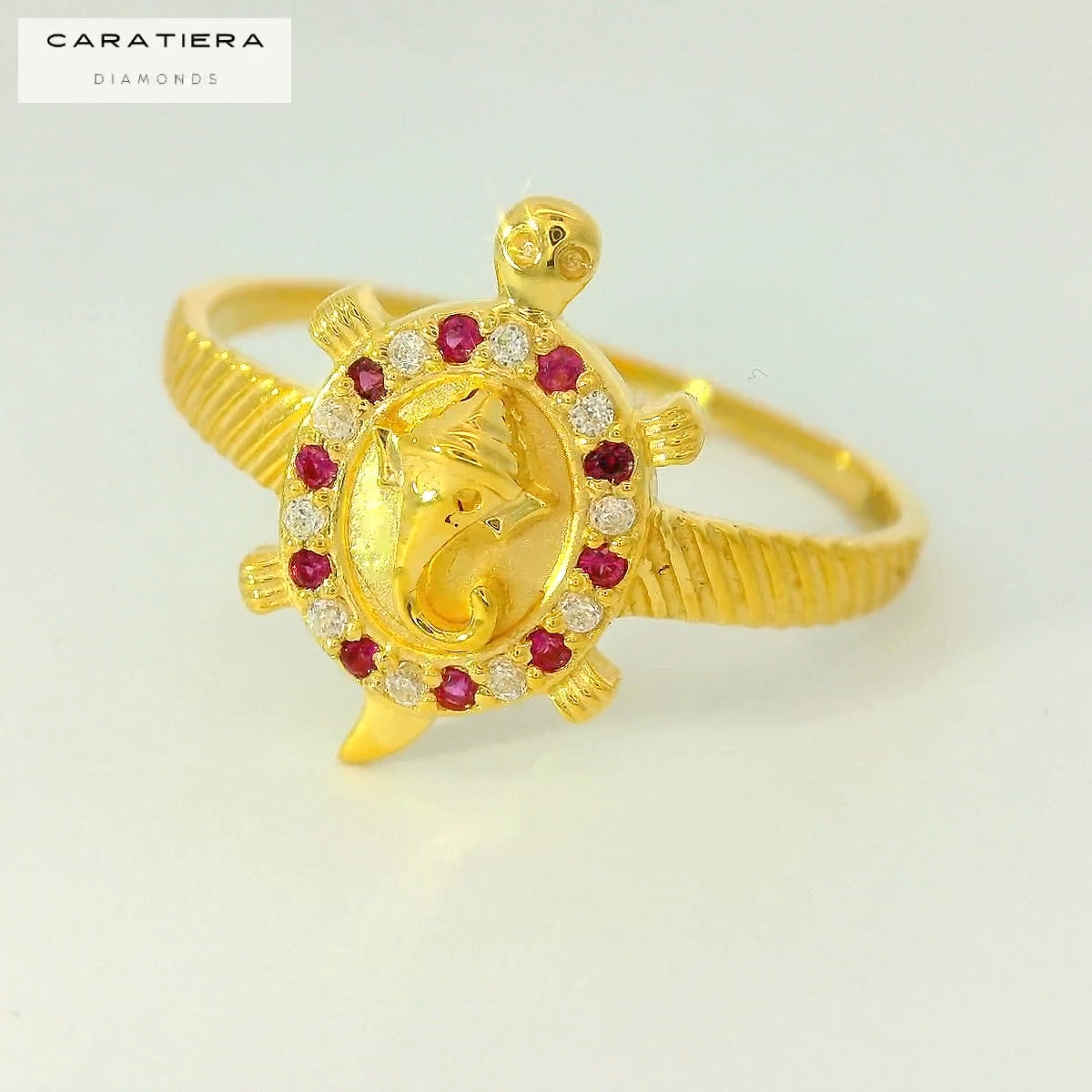 Elegant Gold Turtle Ring