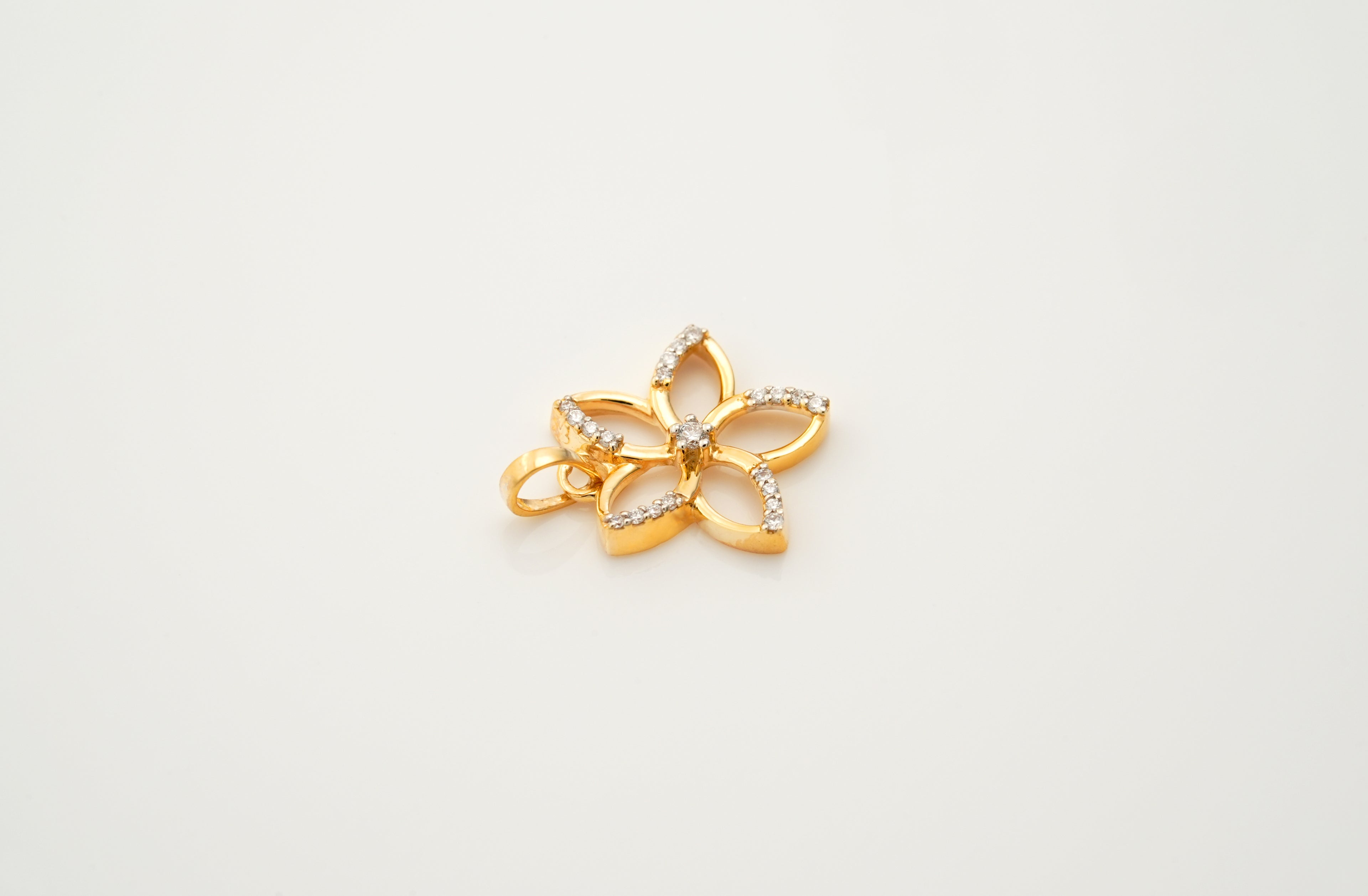 Petal Shine Pendants  -PND62