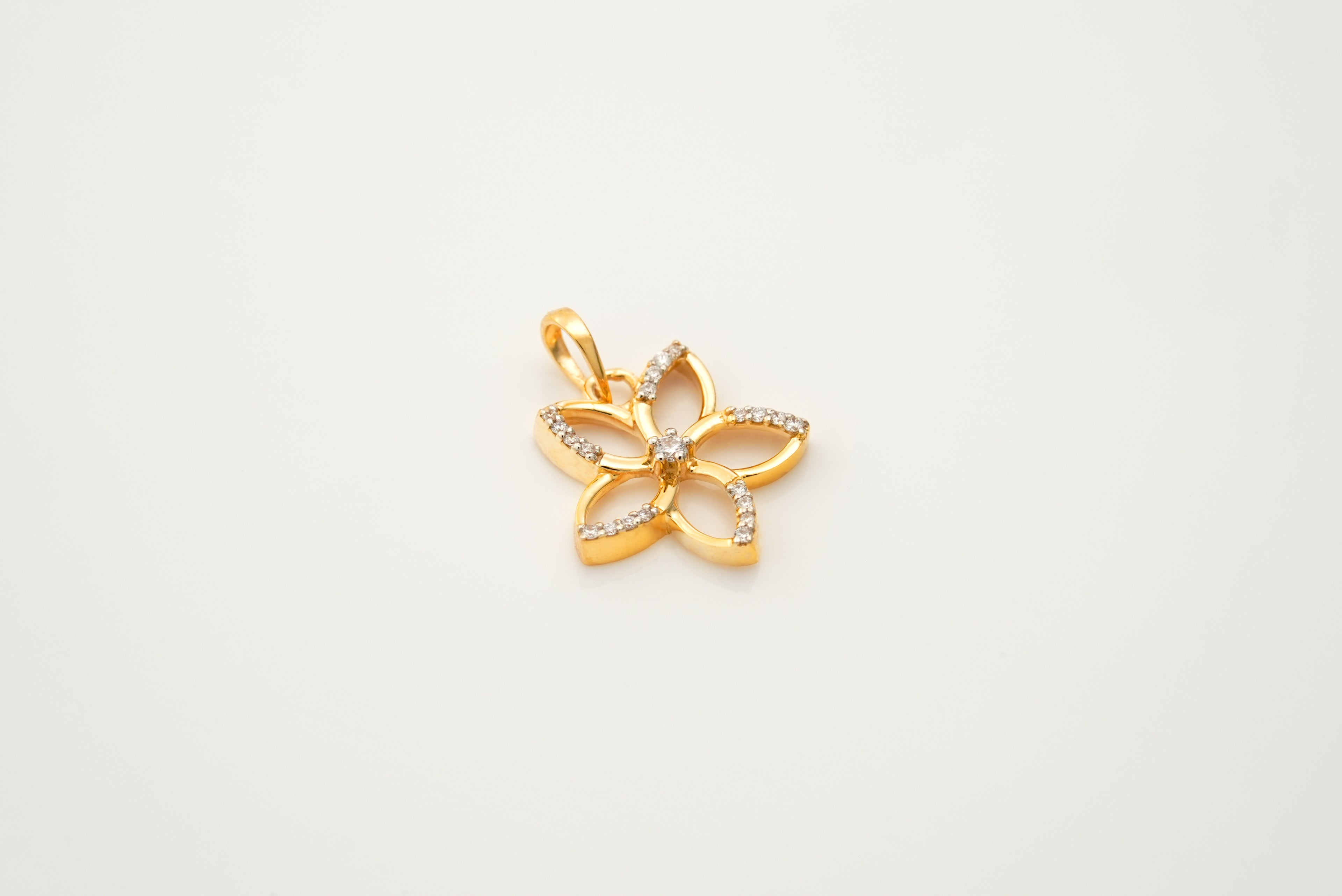 Petal Shine Pendants  -PND62