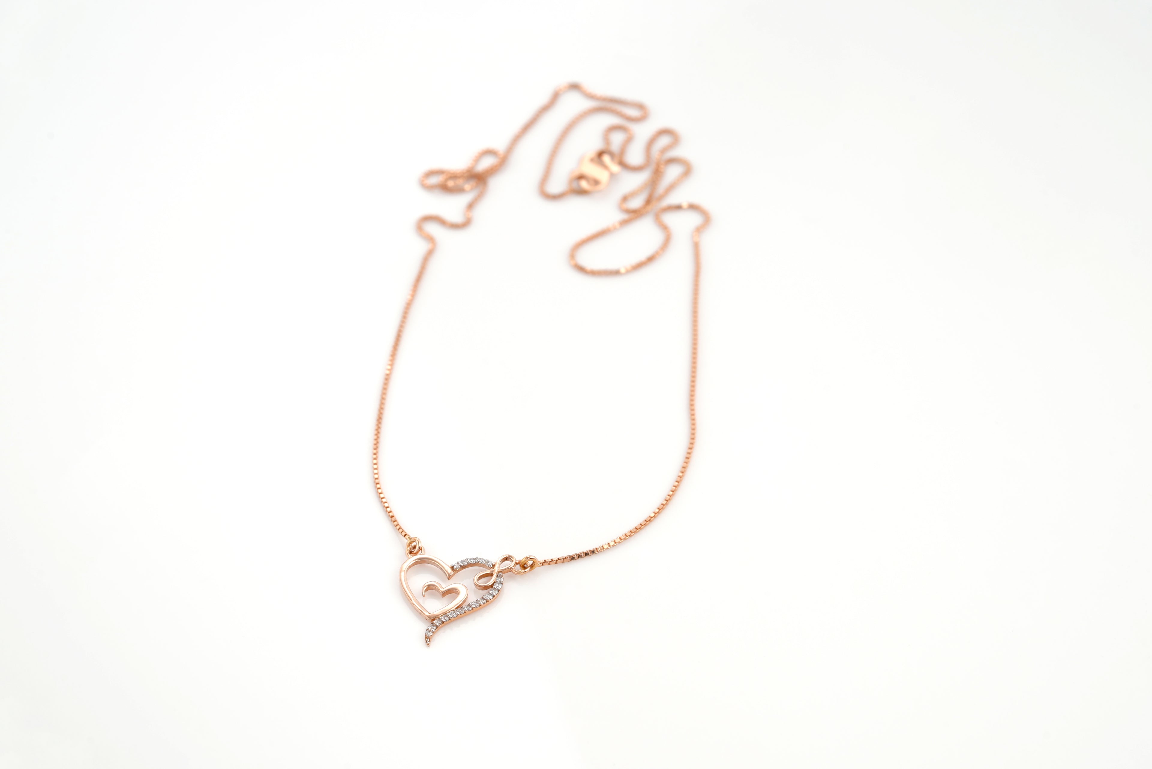 Elegant Heart-Shaped Pendant  -PND