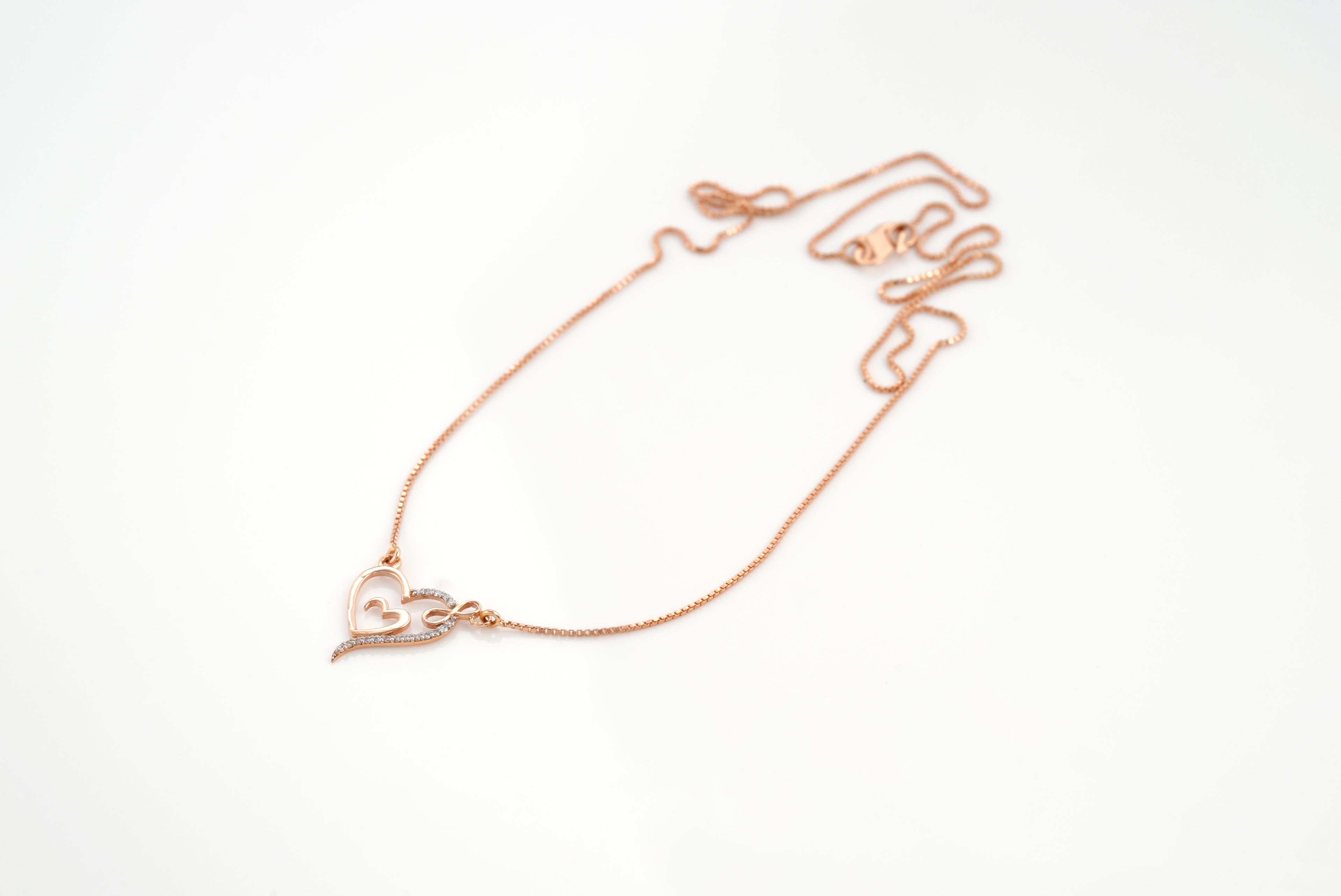 Elegant Heart-Shaped Pendant  -PND