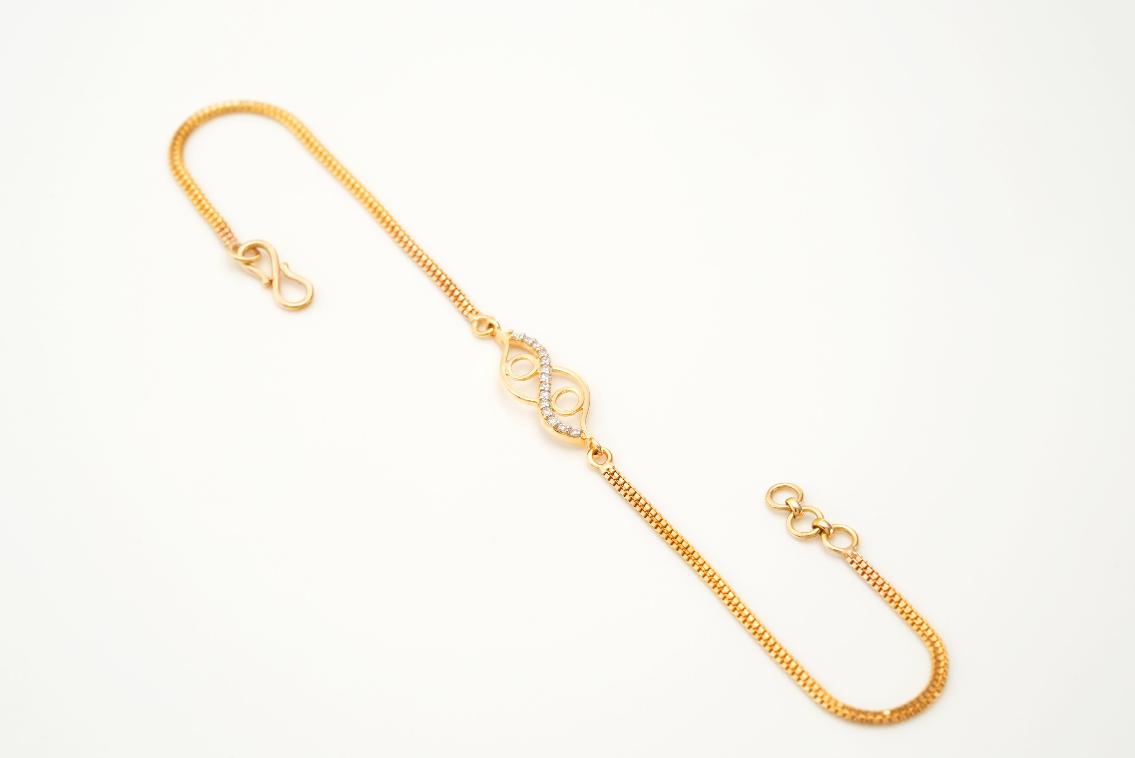 Graceful Flow Bracelet  -TBC104