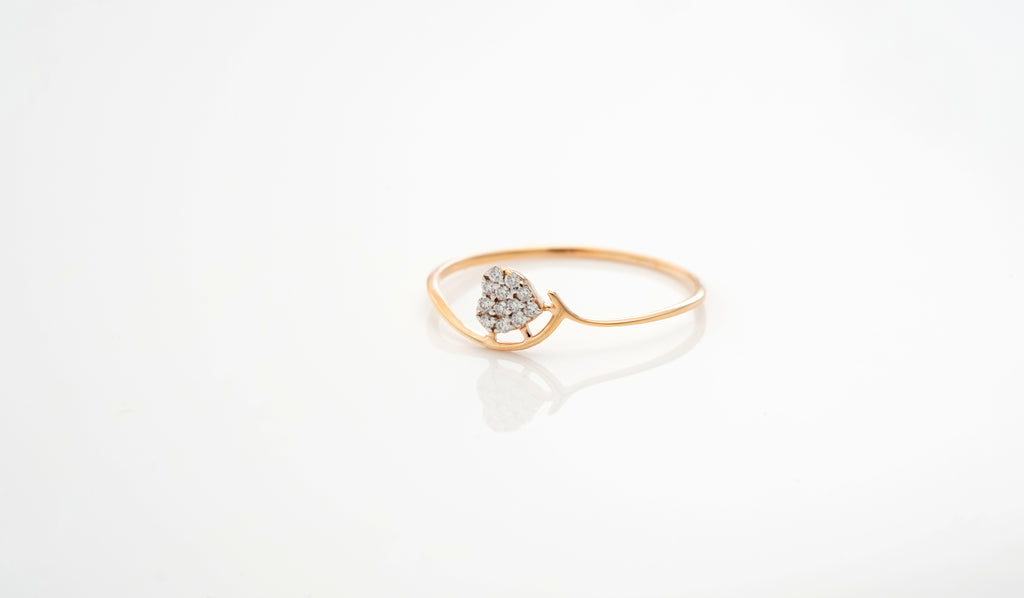 Curved Heartlight Ring  - RGD