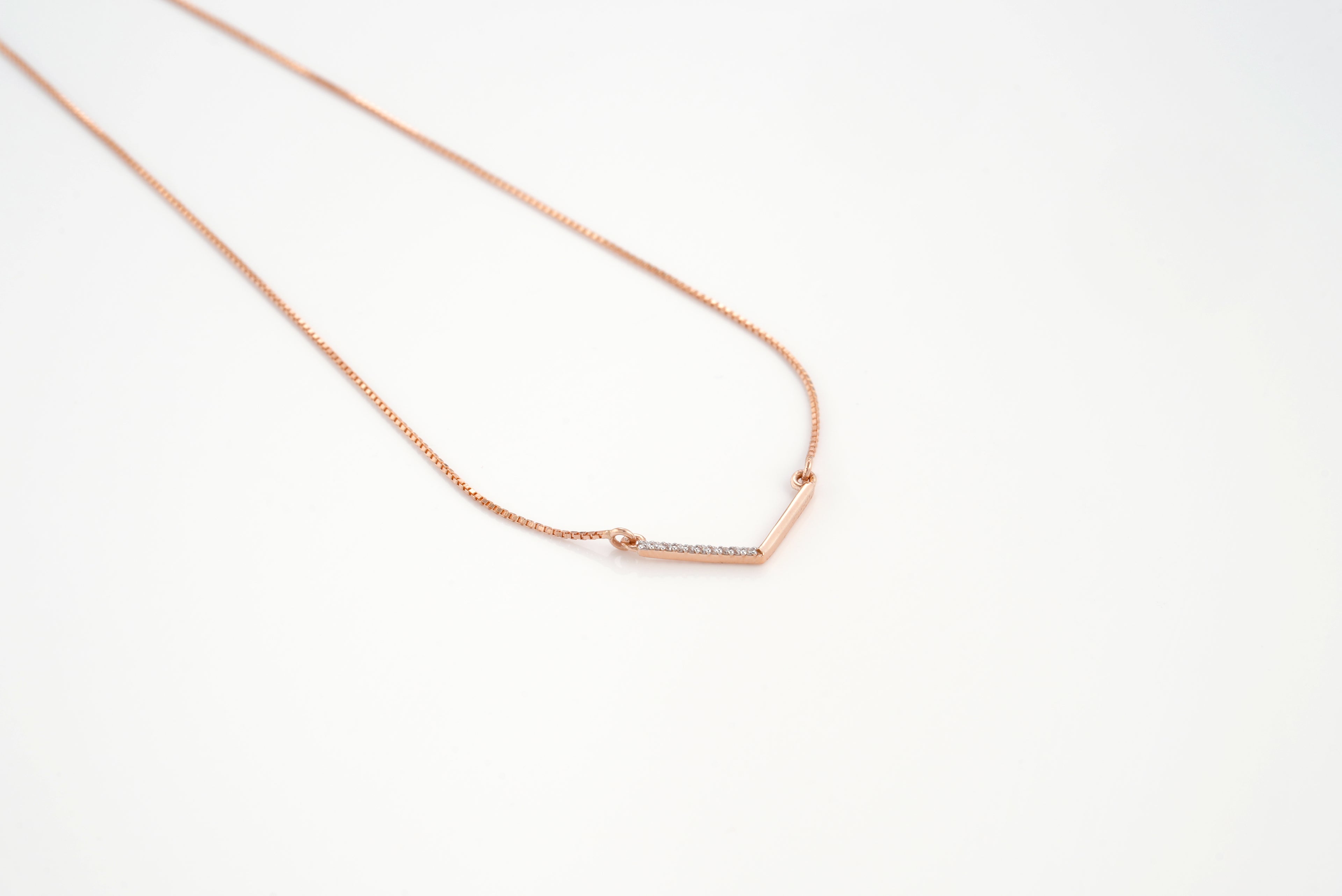 Elegant V-Shaped Pendant Necklace -PND