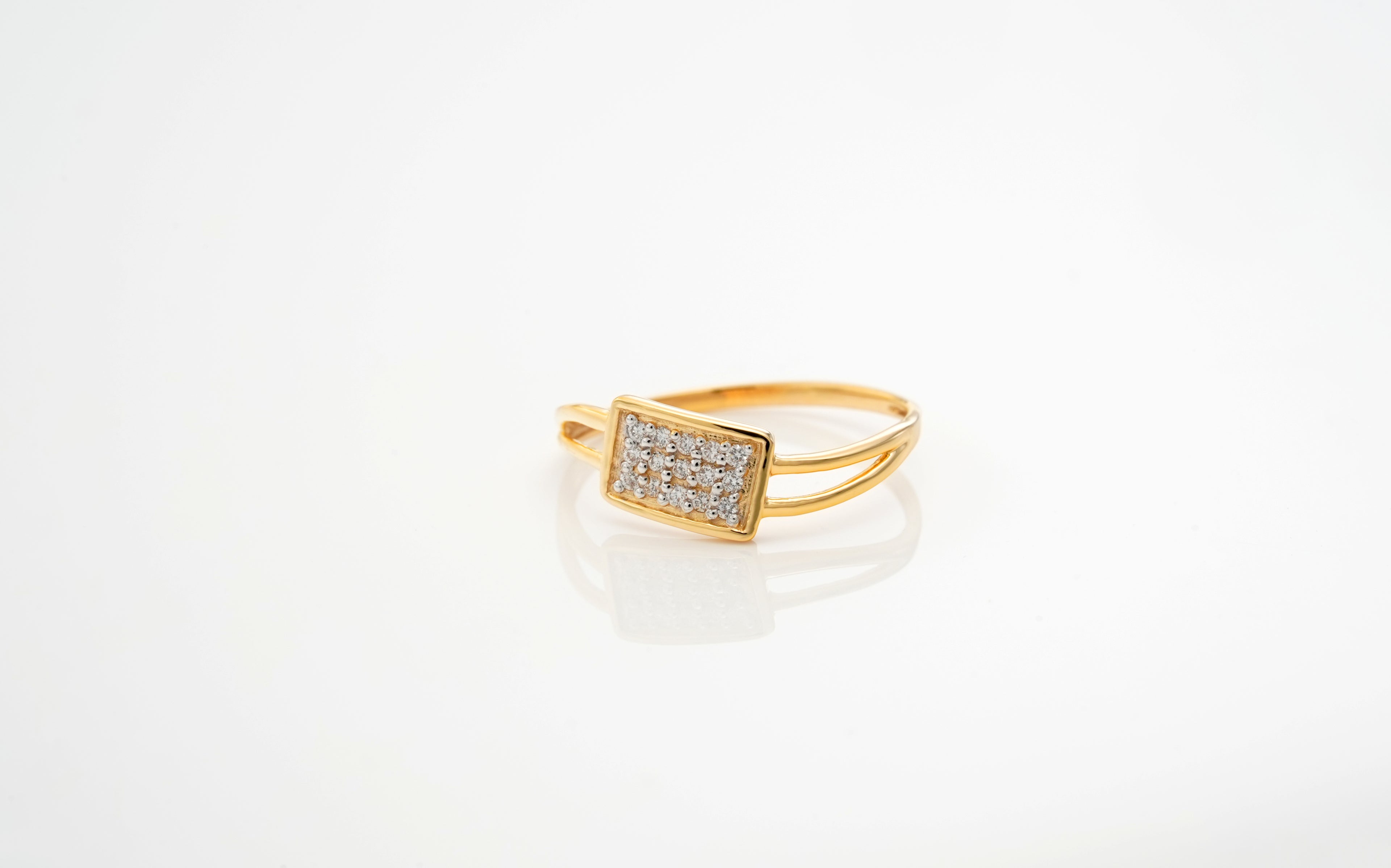 Prism Glow Ring  -RGD162