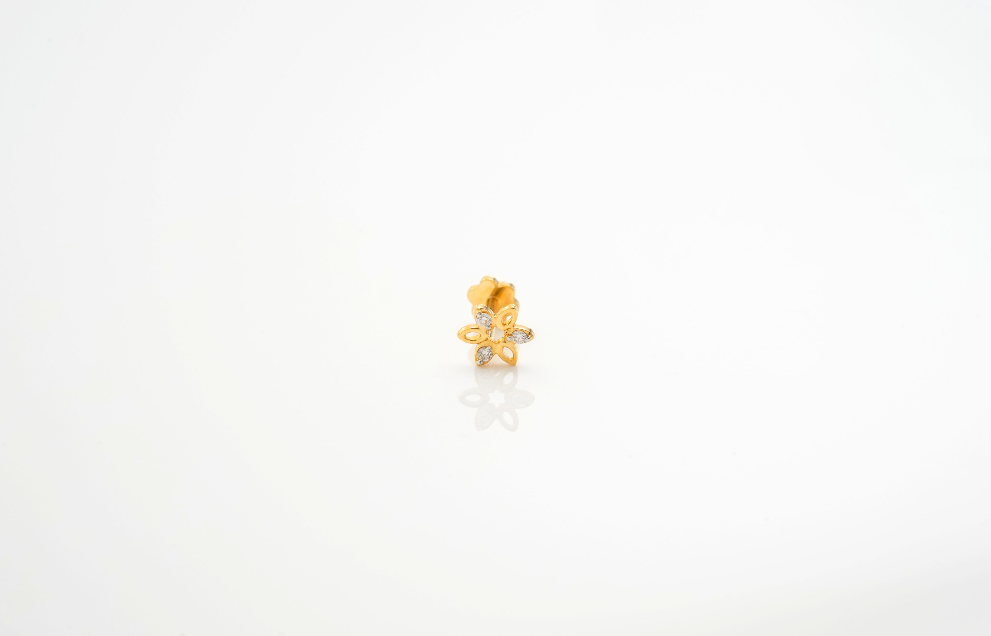 Petalia Nosepin  - NPD360