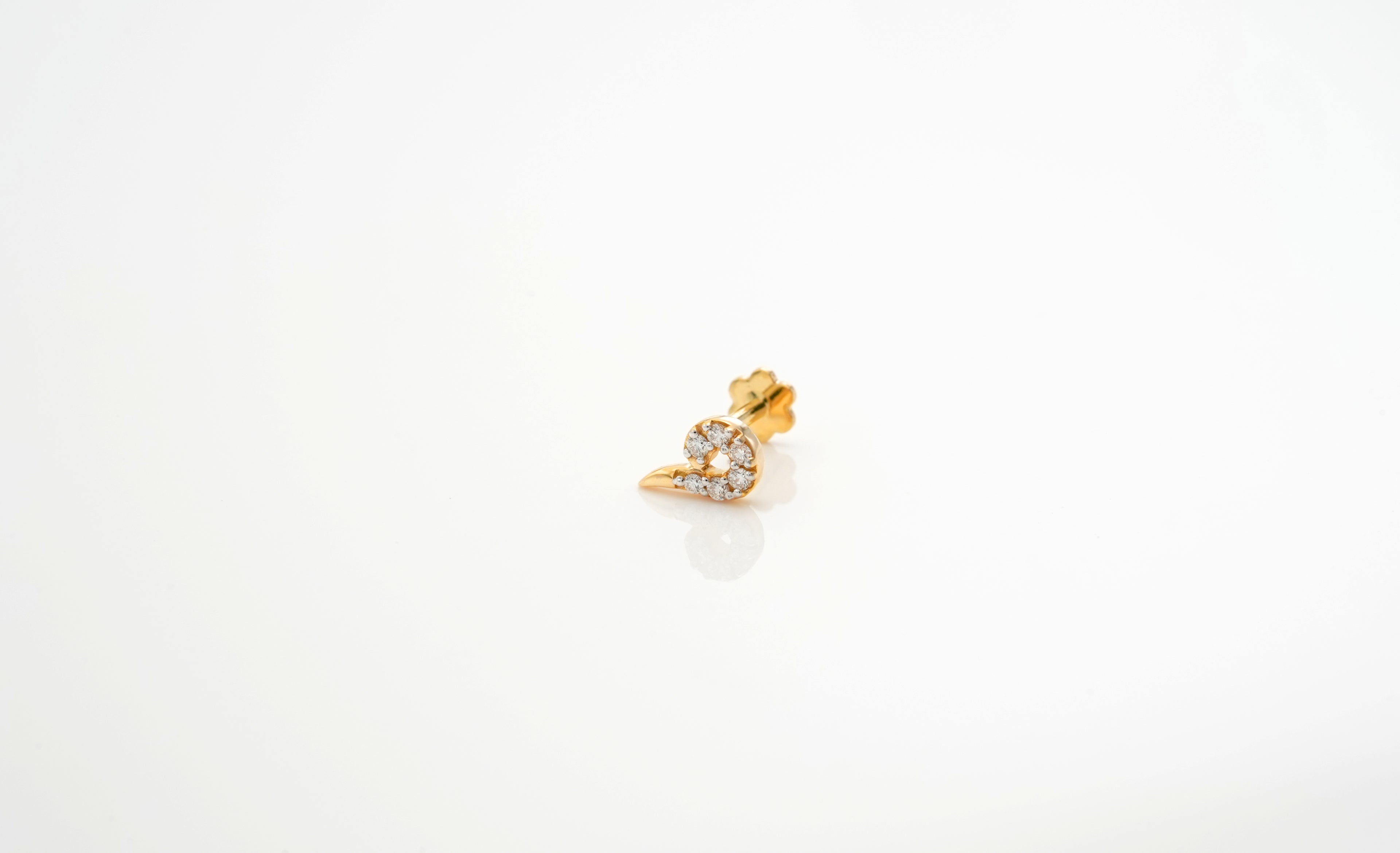 Lustre Spiral Nose pin  - NPD143