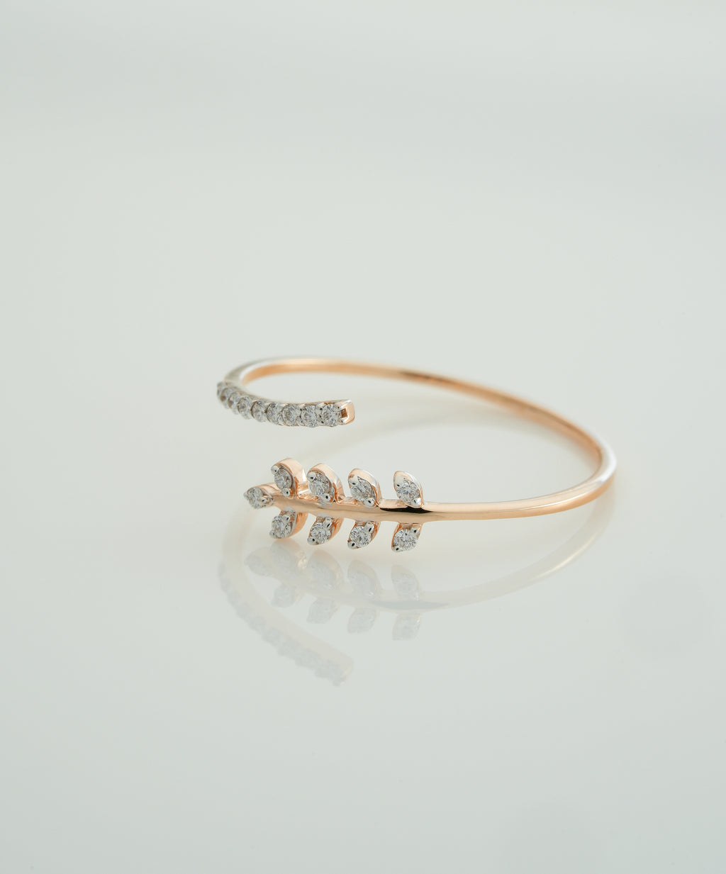 Golden Leaf Harmony Ring  - RGD214