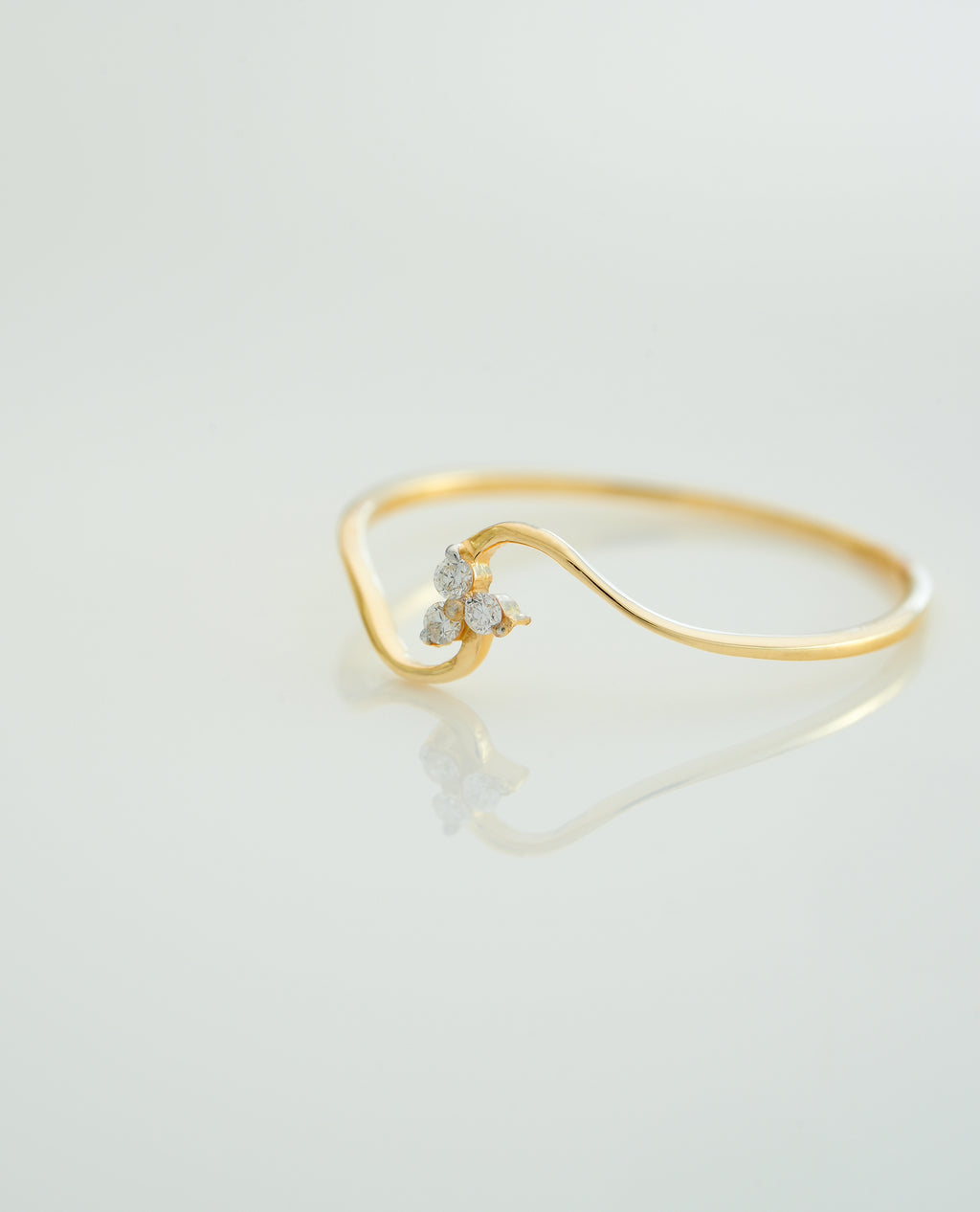 Golden Curve Spark Ring  - RGD1049