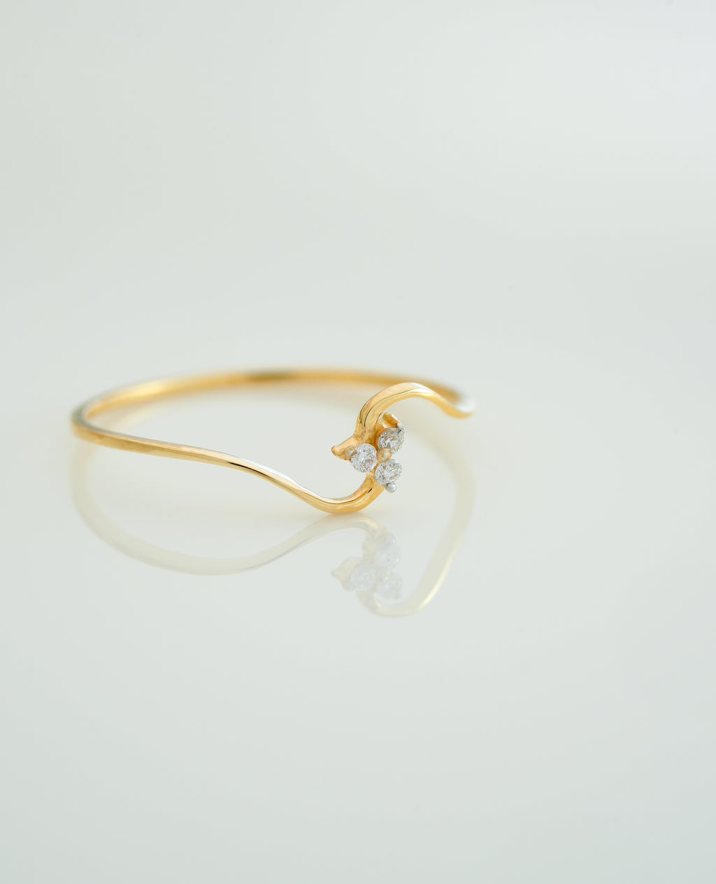 Golden Curve Spark Ring  - RGD1049