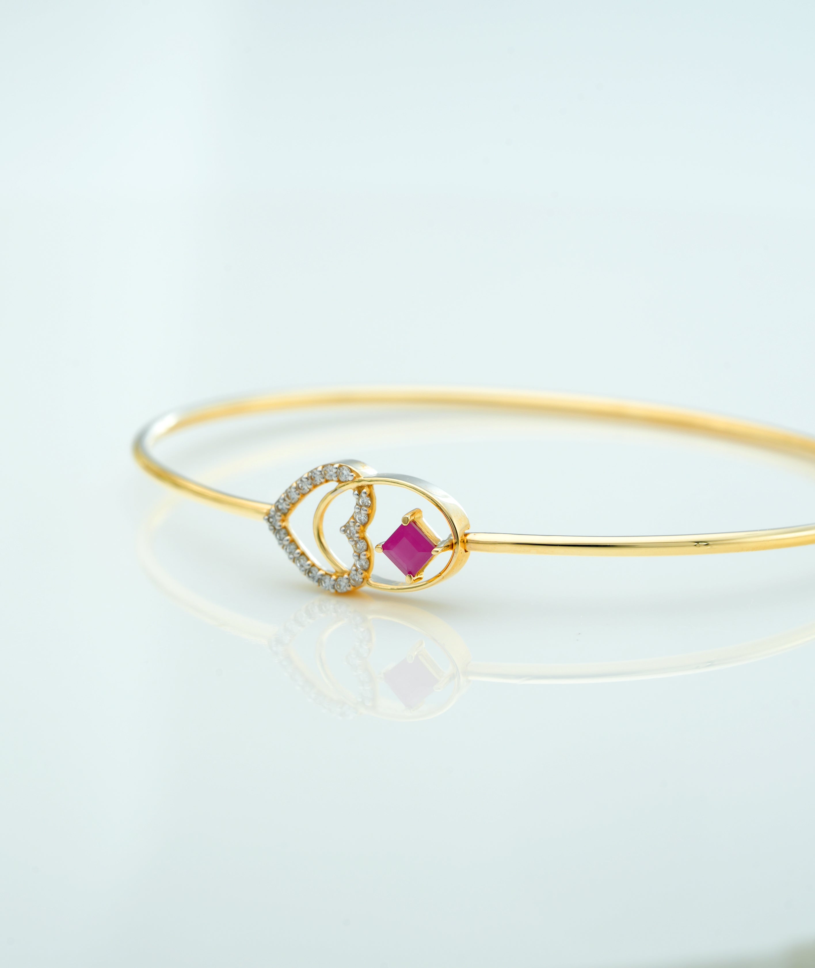 Royal Heart Prism Bangle - CPBD10