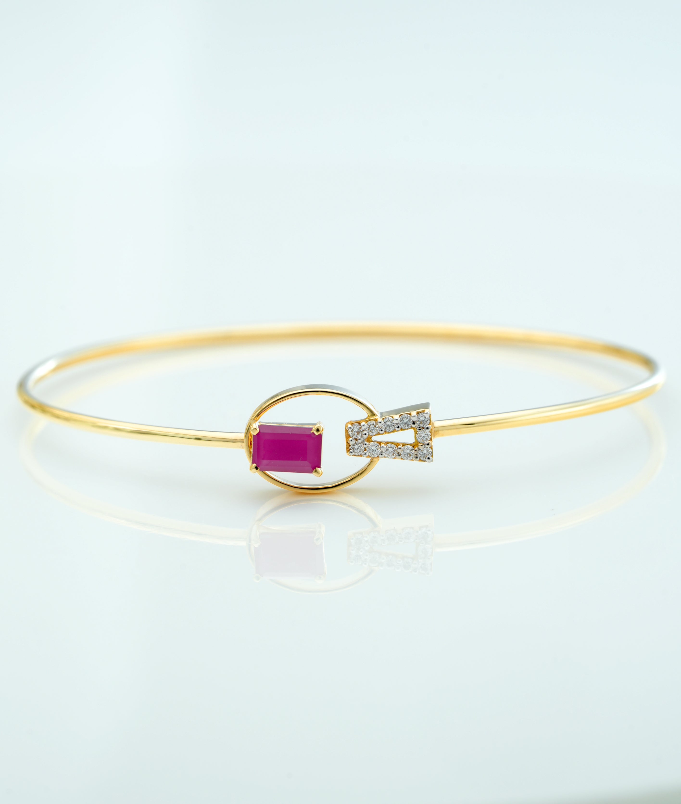 Emerald Lock Elegance Bangle - CPBD61