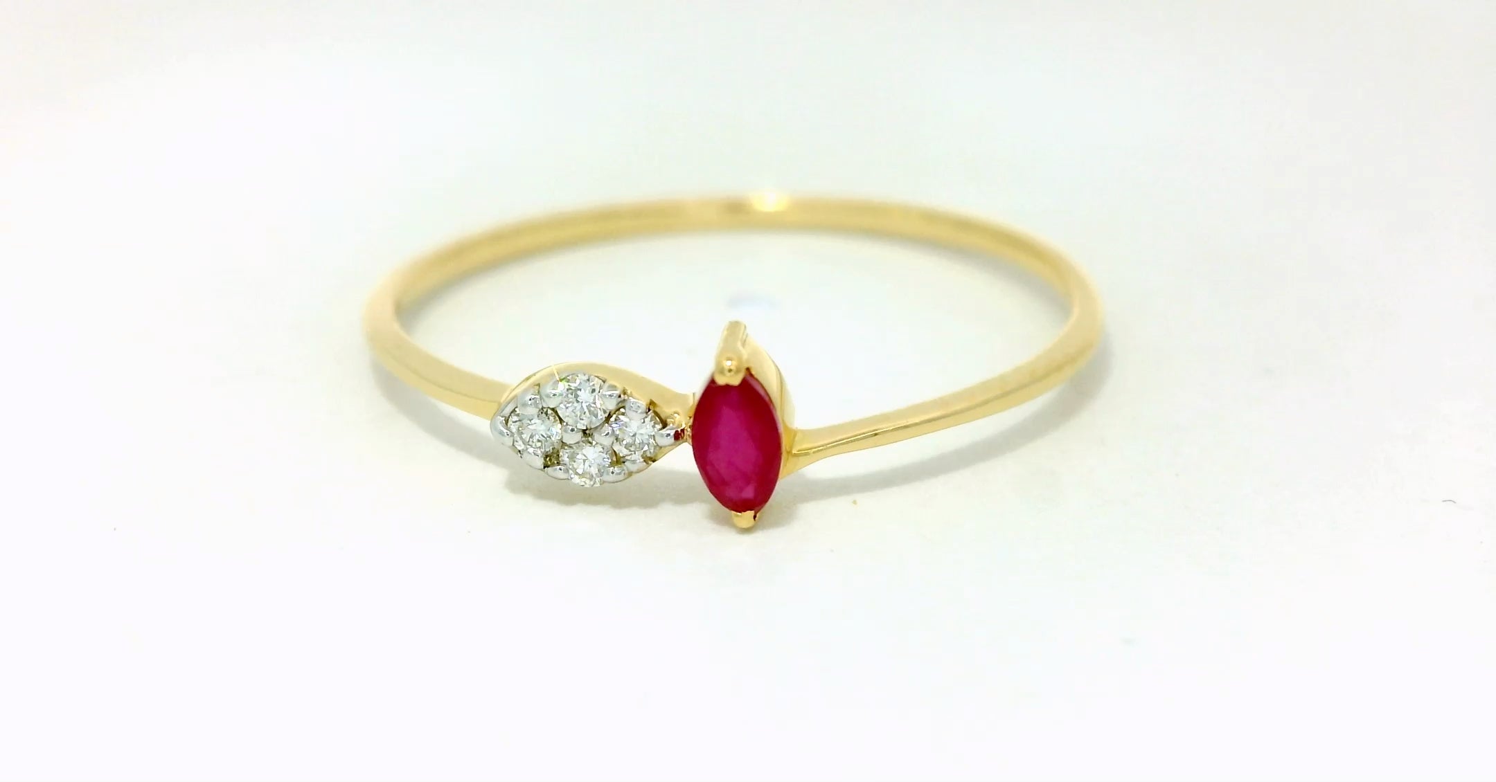 The Crimson Petal Ring  -  CRG110R