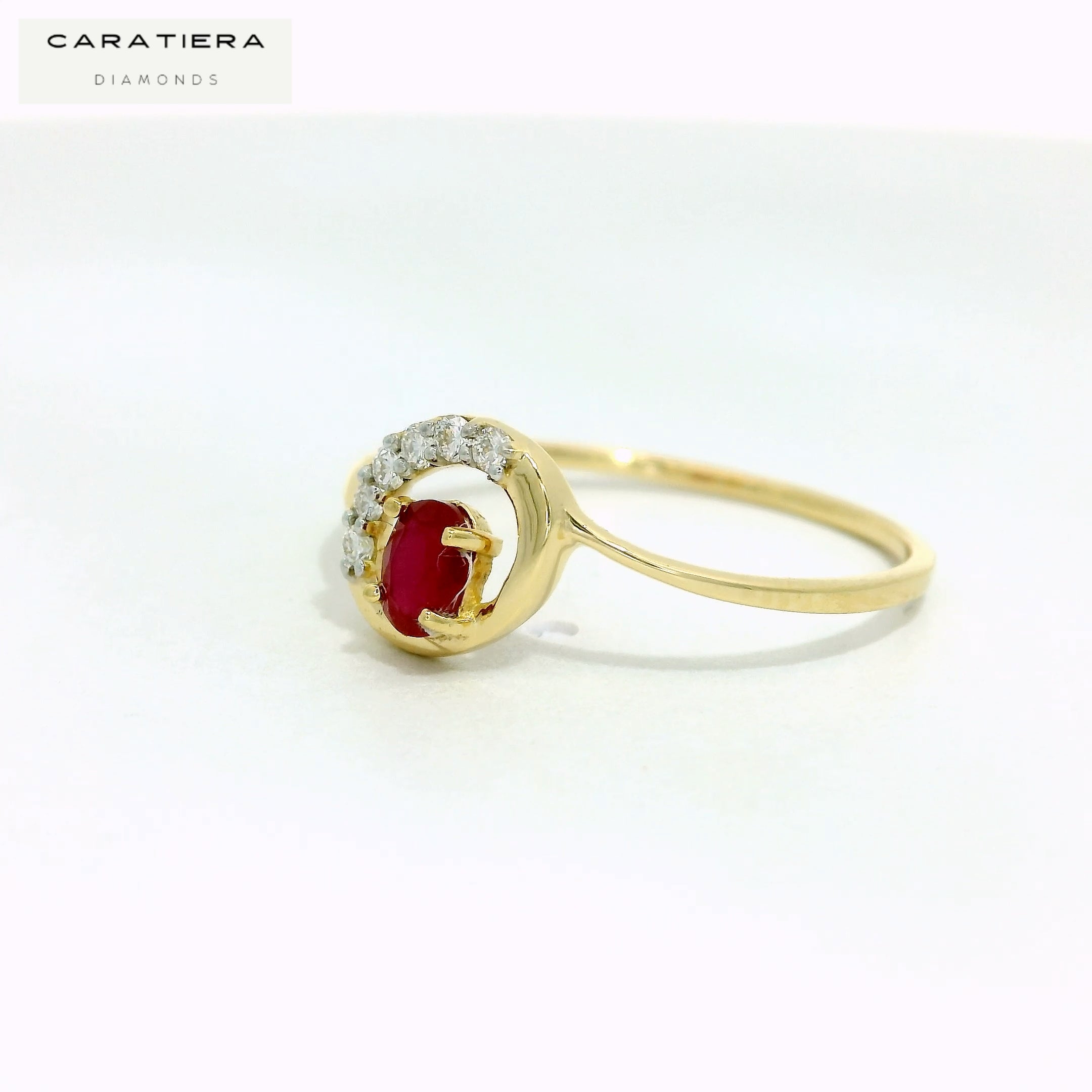 The scarlet petal ring   -CRG117