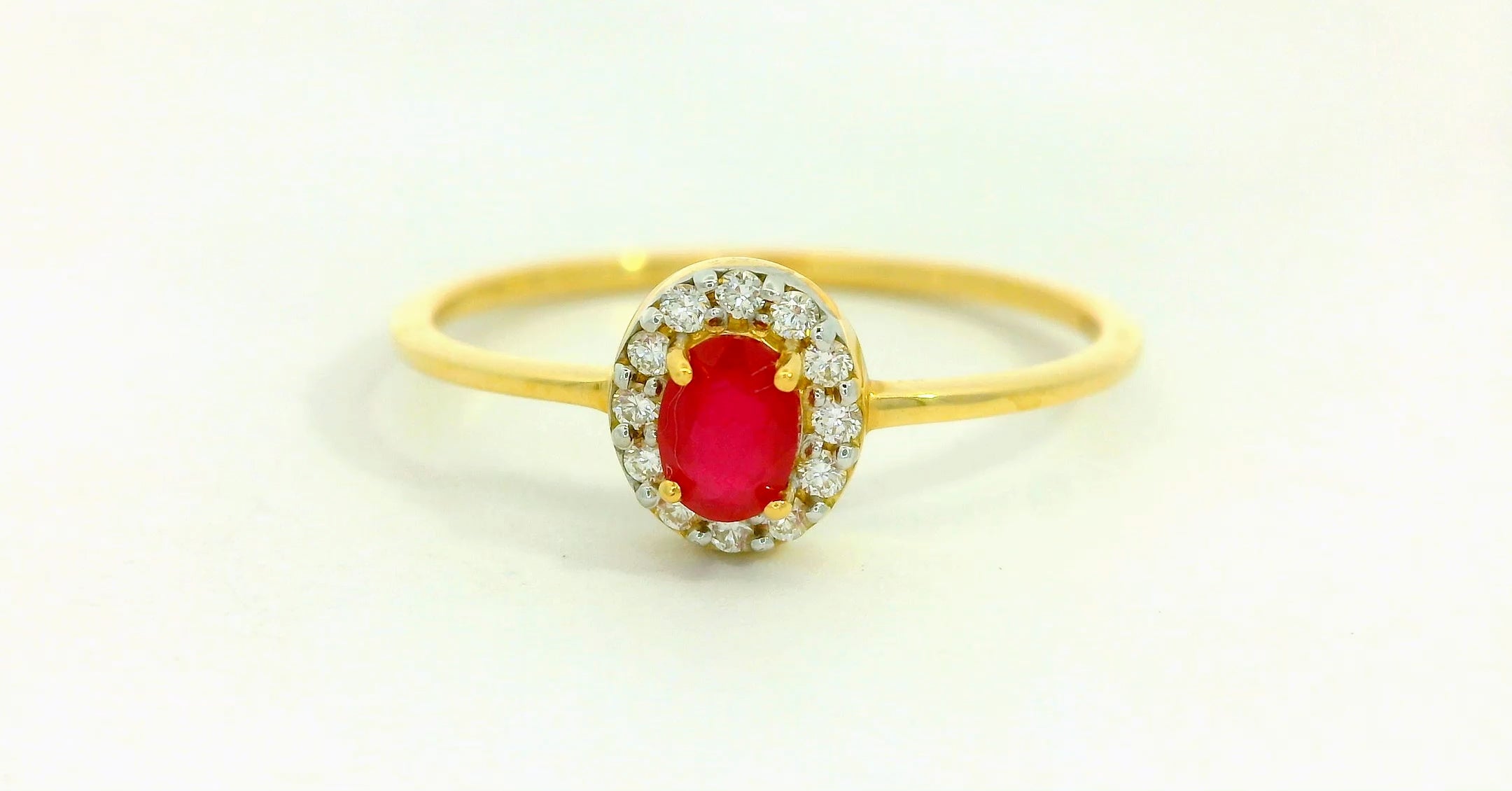 Scarlet Crown  Ring  - CRG15