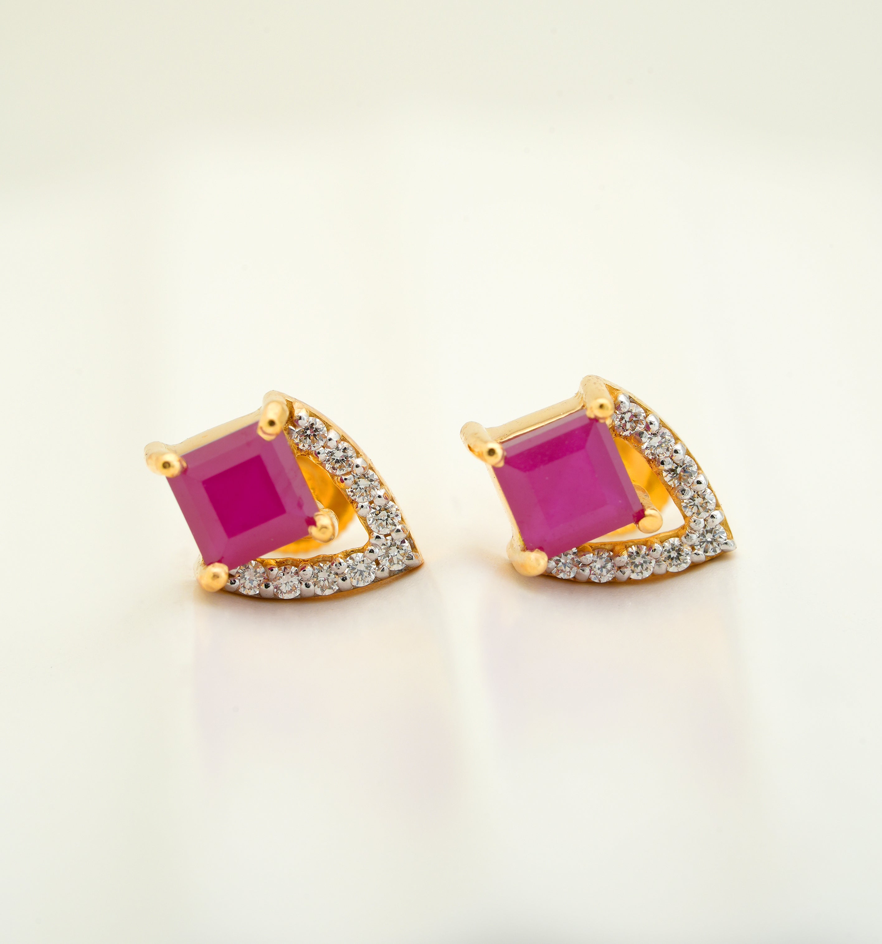 Luxe Ruby Spark Studs - CSTD42