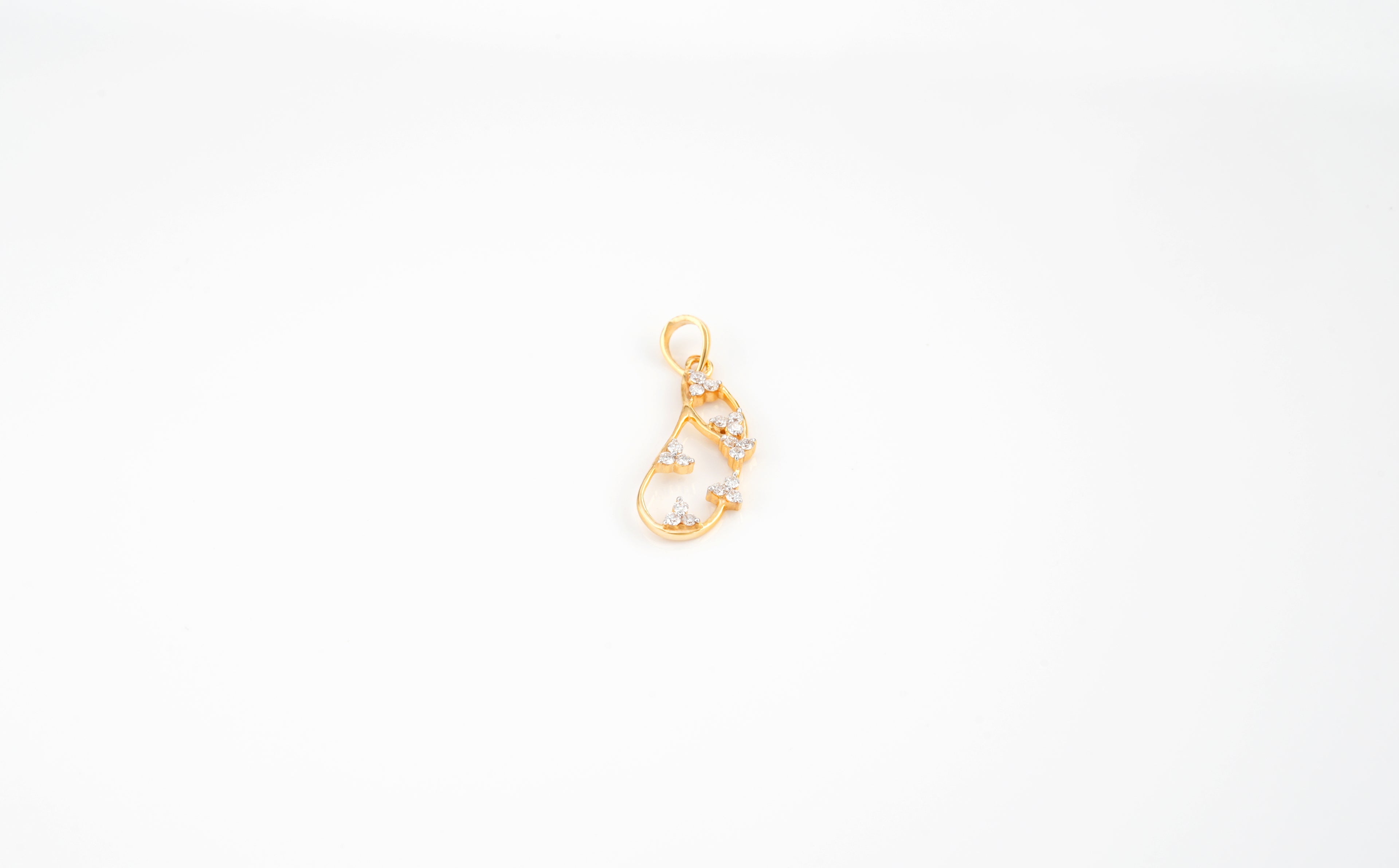 Nature Vine Diamond Pendant - pnd526
