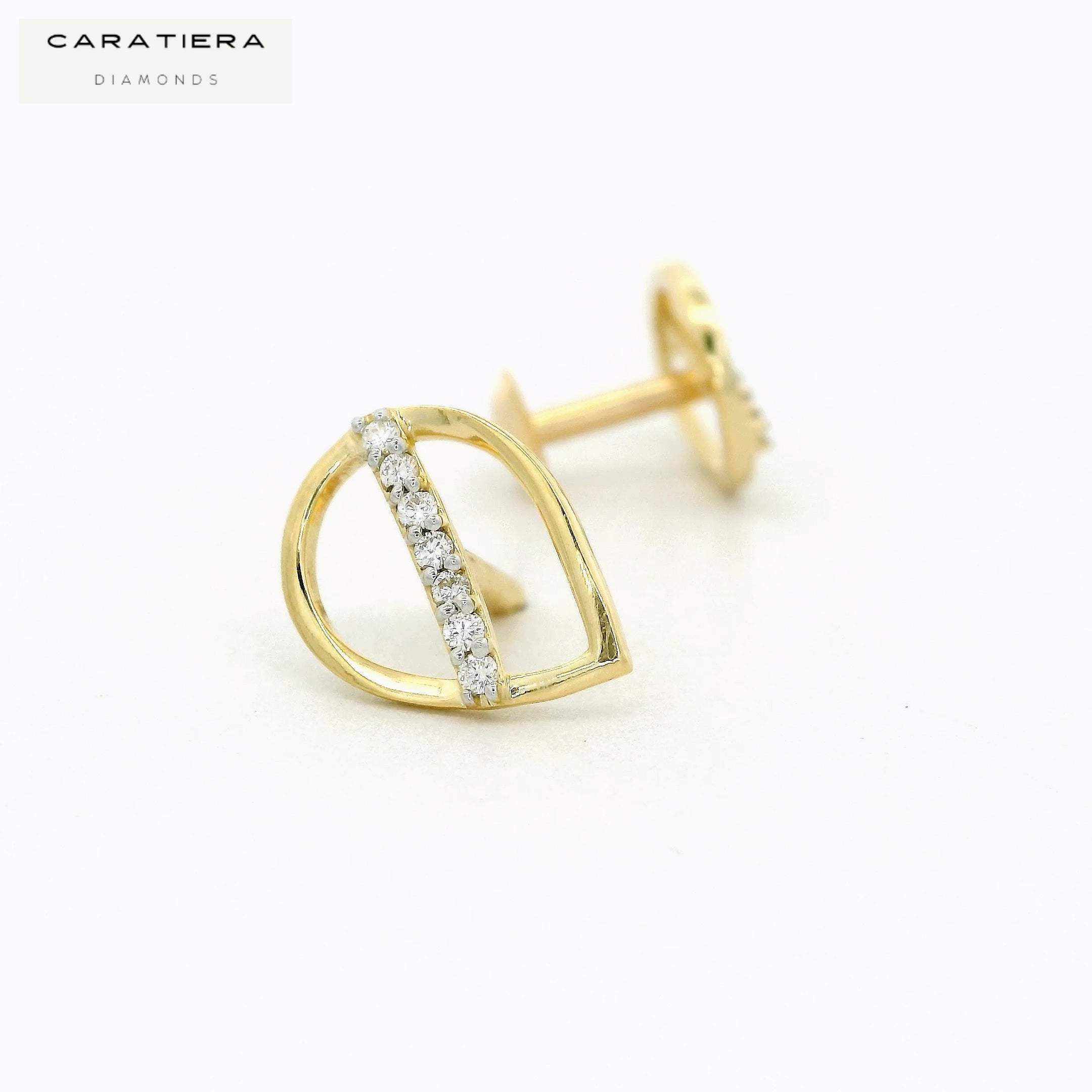 Radiant  Glow  Stud  - STDD607