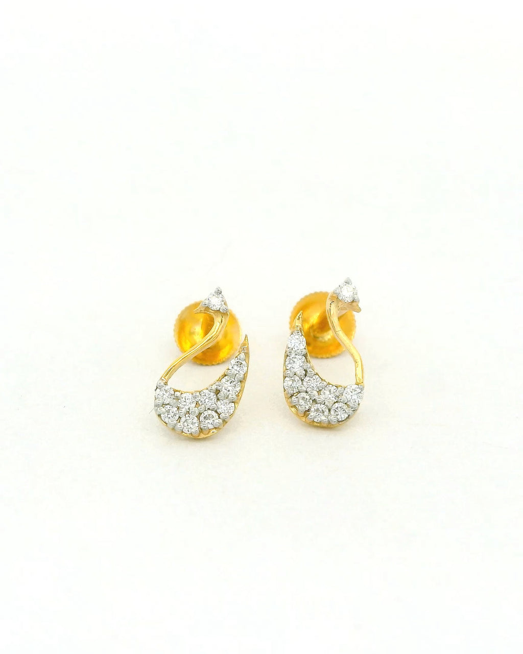 The Majestic Swan Studs   -STDD1079