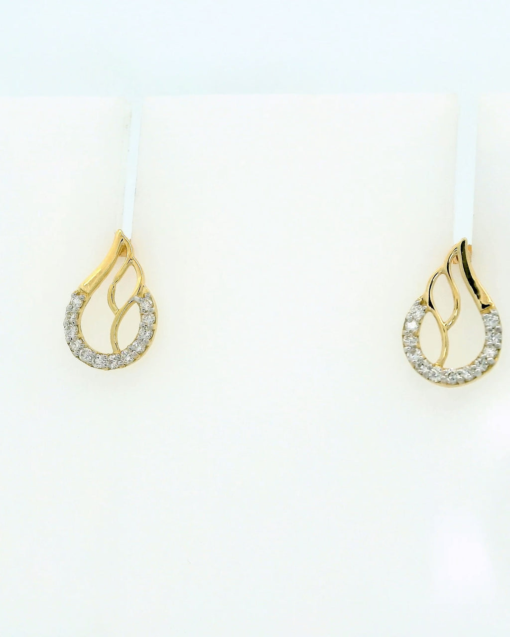Celestial Flow Diamond Studs   - STDD547