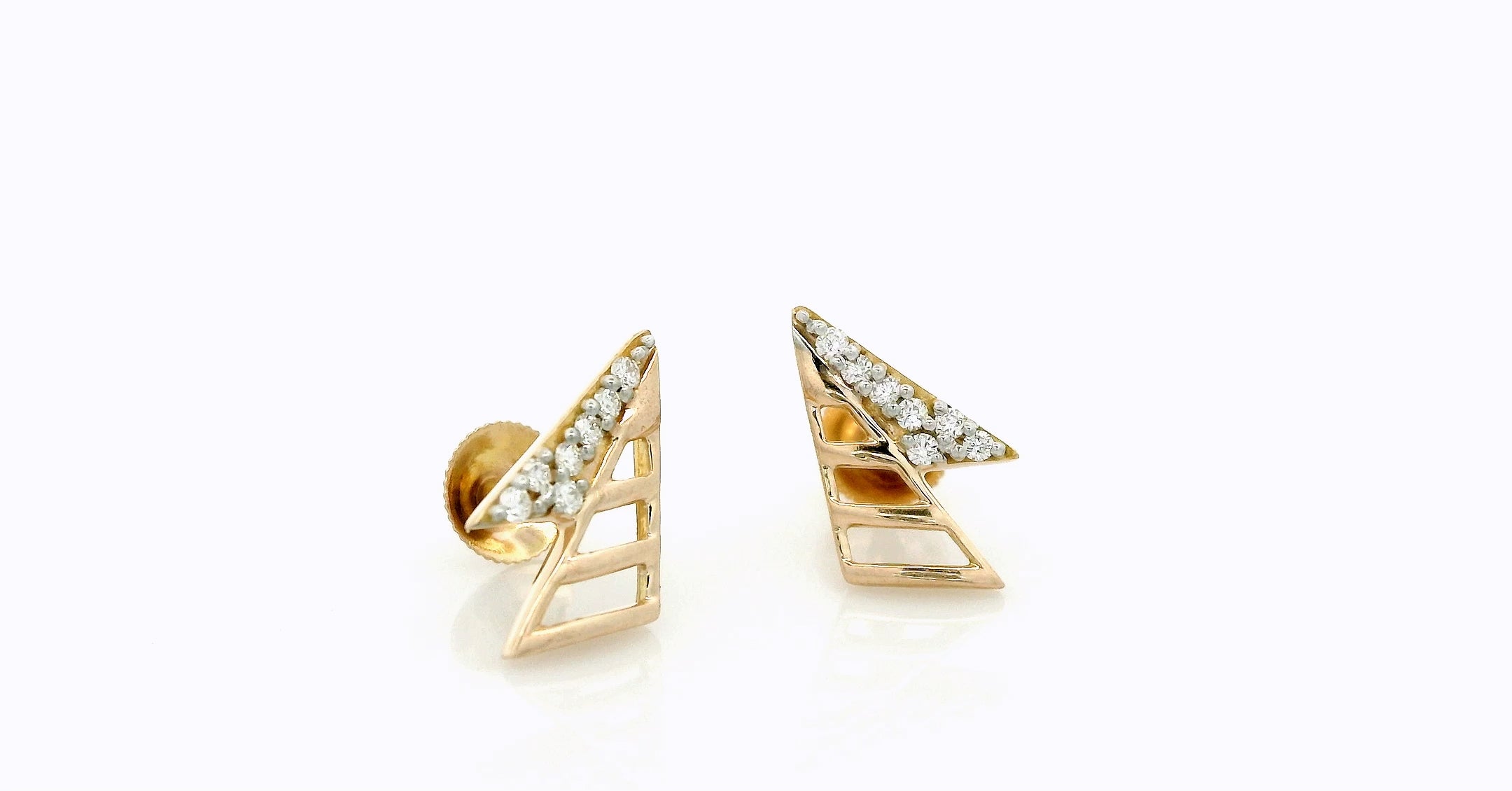 Nova Wing Stud -  STDD728