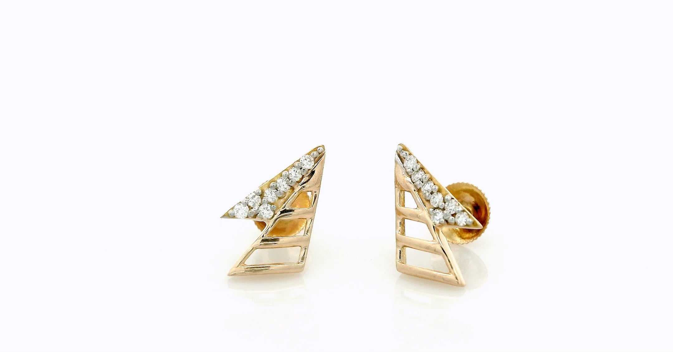 Nova Wing Stud -  STDD728